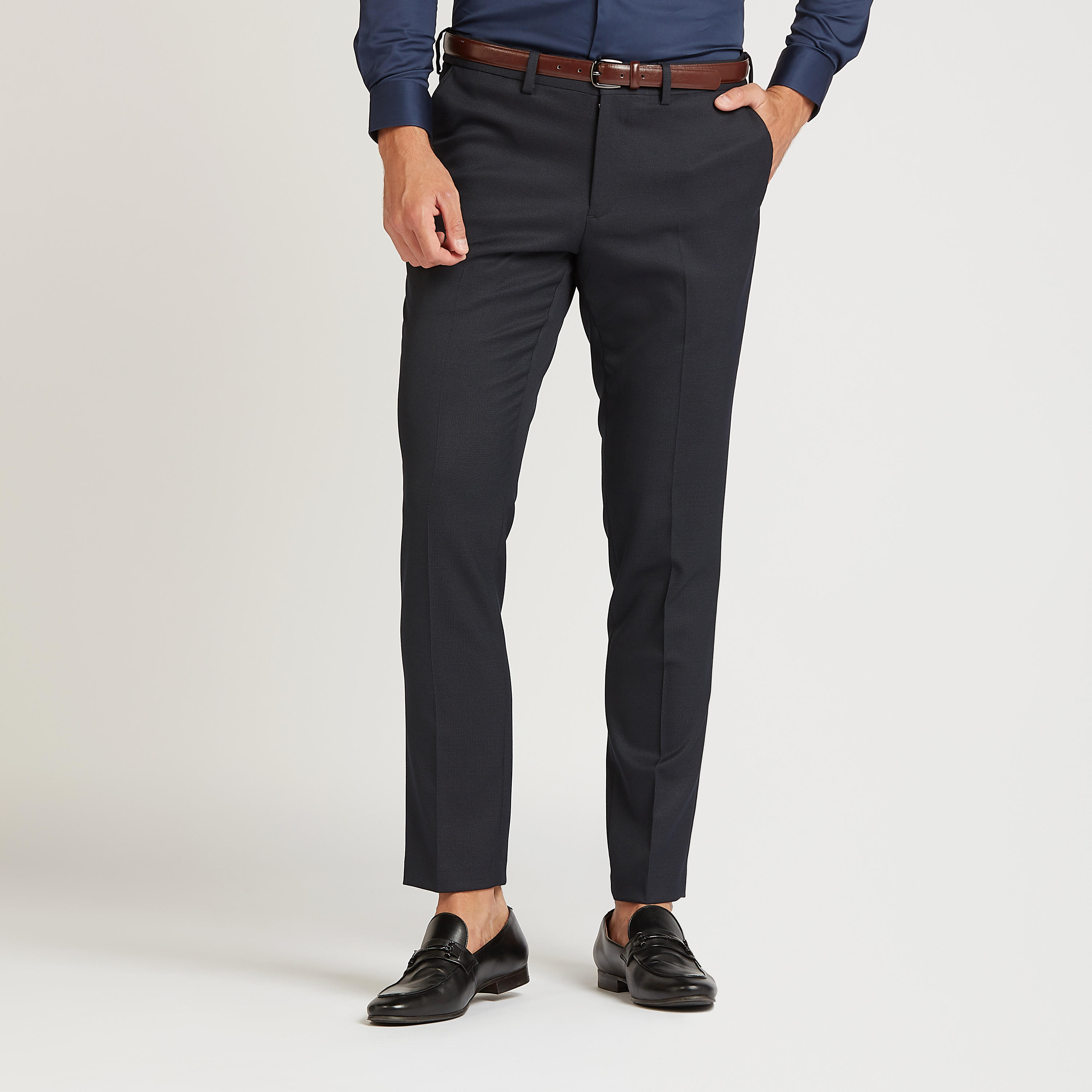 بنطلون سليم سادة بتفاصيل جيوب وعراوي حزام-men-clothing-bottoms-trousersandchinos-trousers-image-1