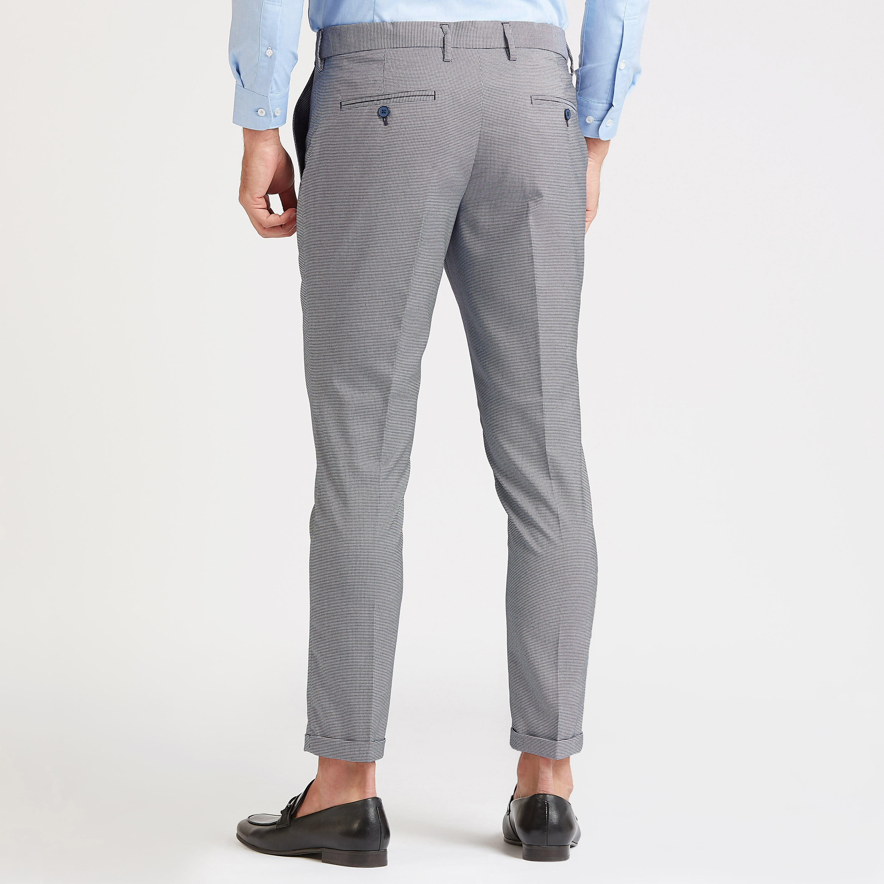 بنطلون سليم مربّعات بخصر متوسط الارتفاع وتفاصيل جيوب وعراوي حزام-men-clothing-bottoms-trousersandchinos-trousers-image-4