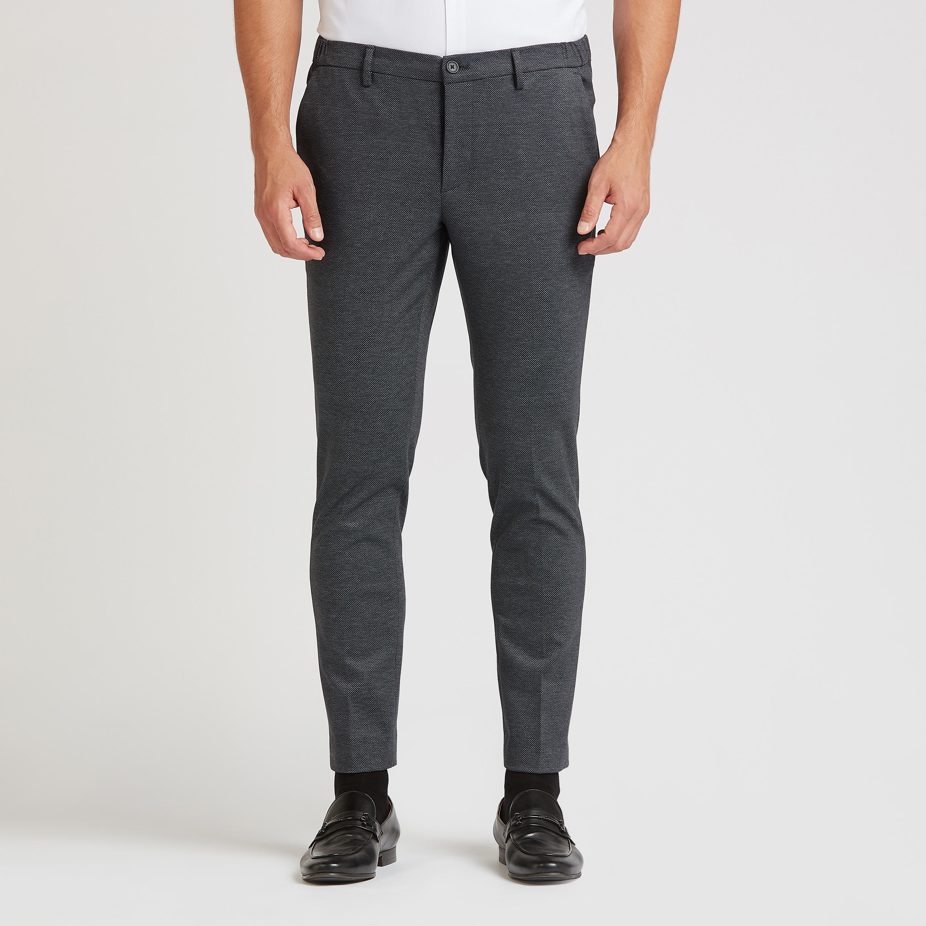 بنطلون بقصة سكيني رسمي بارز الملمس بخصر متوسط الارتفاع وجيوب-men-clothing-bottoms-trousersandchinos-trousers-image-1