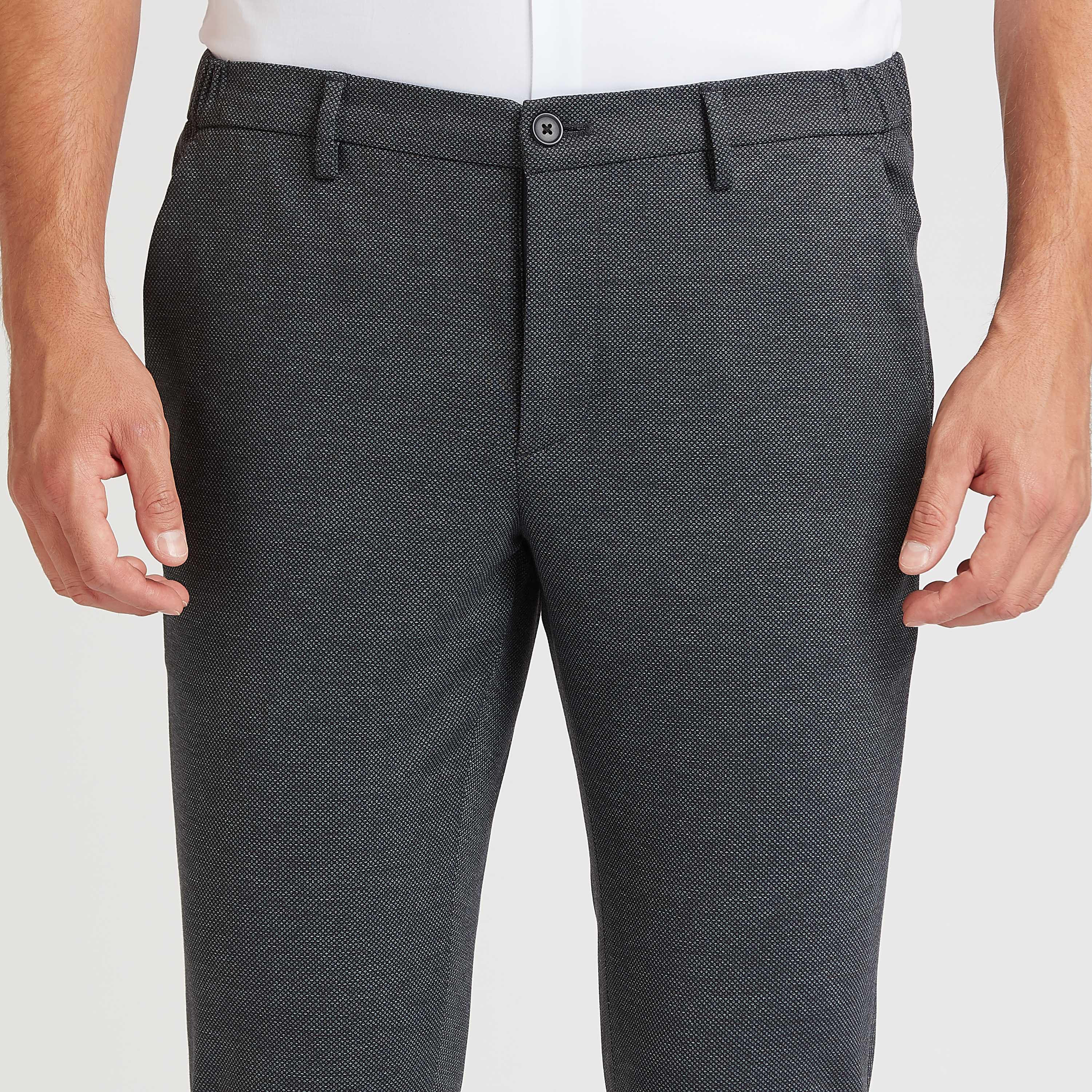 بنطلون بقصة سكيني رسمي بارز الملمس بخصر متوسط الارتفاع وجيوب-men-clothing-bottoms-trousersandchinos-trousers-image-3