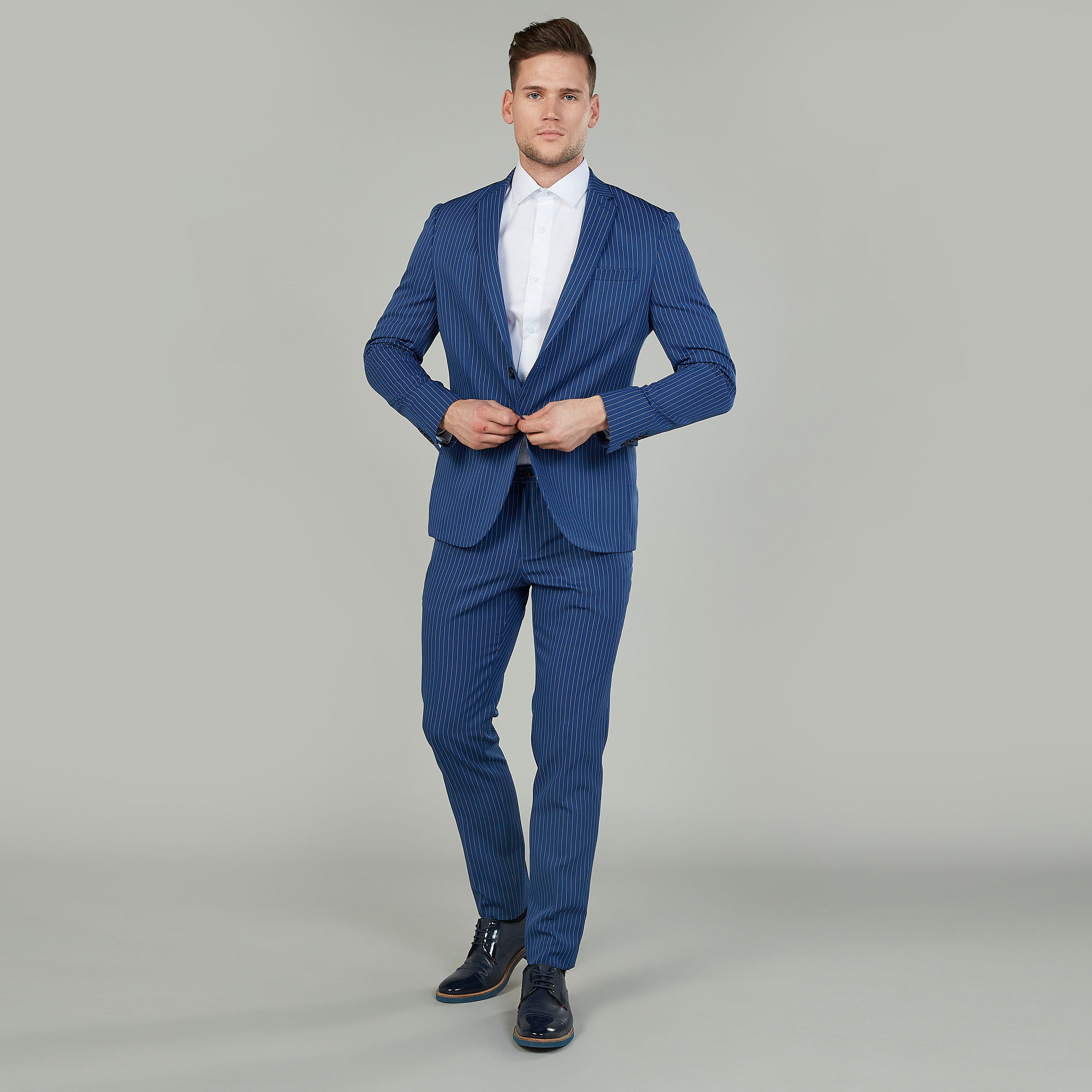 بنطلون مخطّط سليم بخصر متوسط الارتفاع وعراوي وجيوب-men-clothing-bottoms-trousersandchinos-trousers-image-2