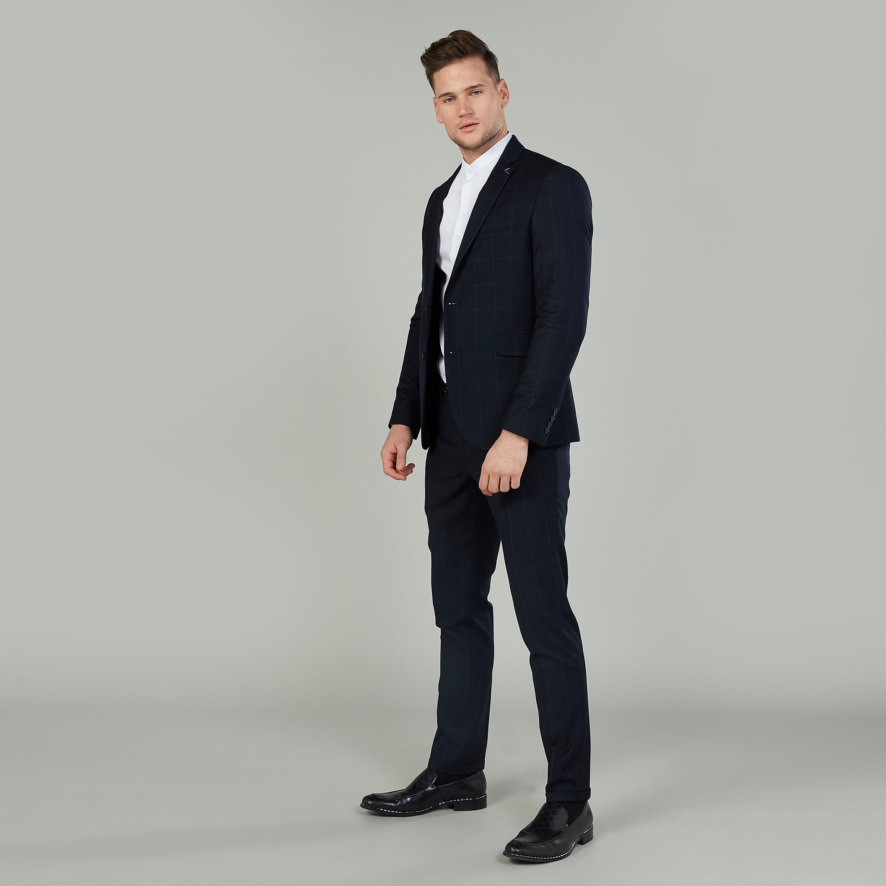 بنطلون كاروهات بخصر متوسط الارتفاع وجيوب-men-clothing-bottoms-trousersandchinos-trousers-image-2