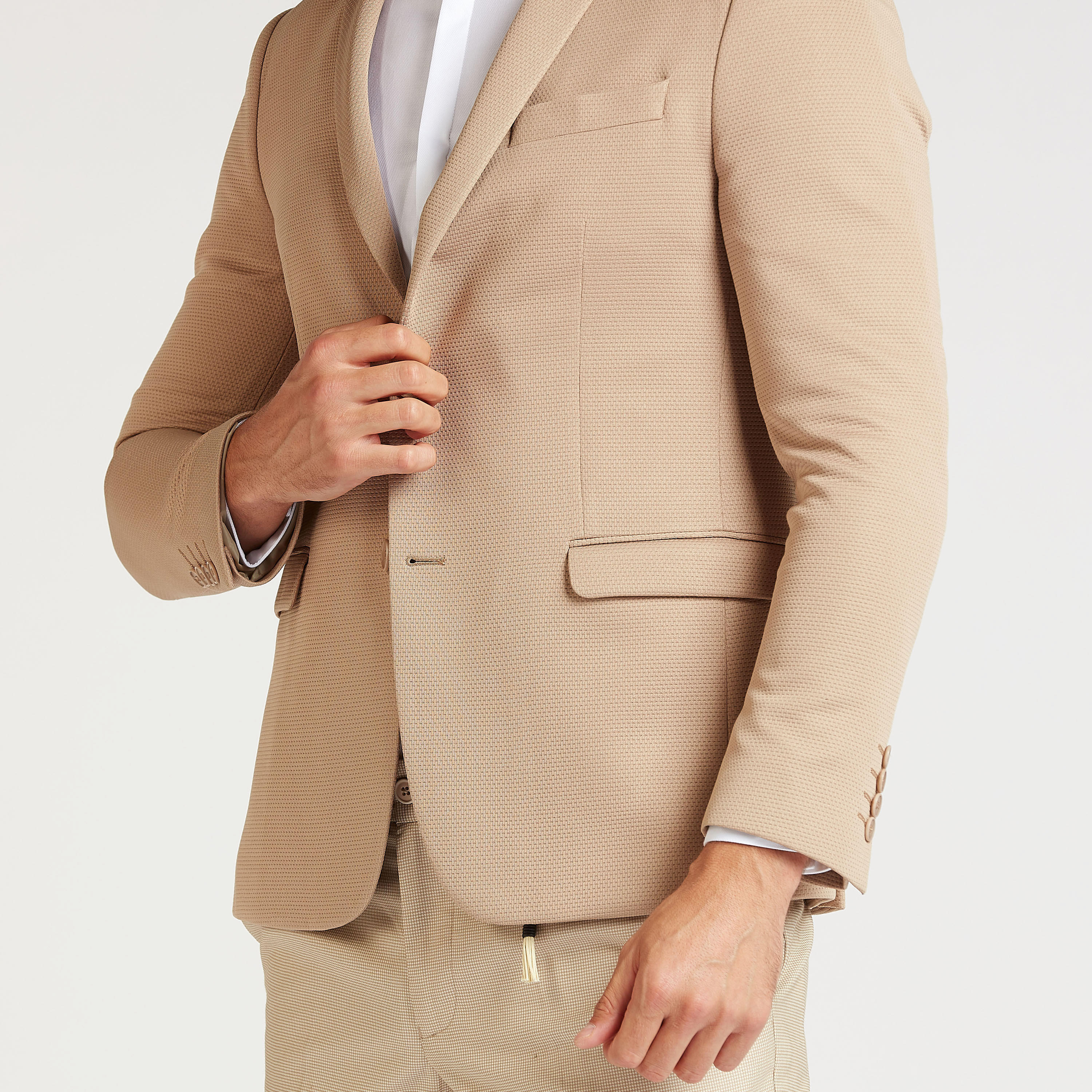 جاكيت بليزر رسمي بارز الملمس سكيني بياقة مطوية وأكمام طويلة-men-winterwear-jacketsandblazers-image-3