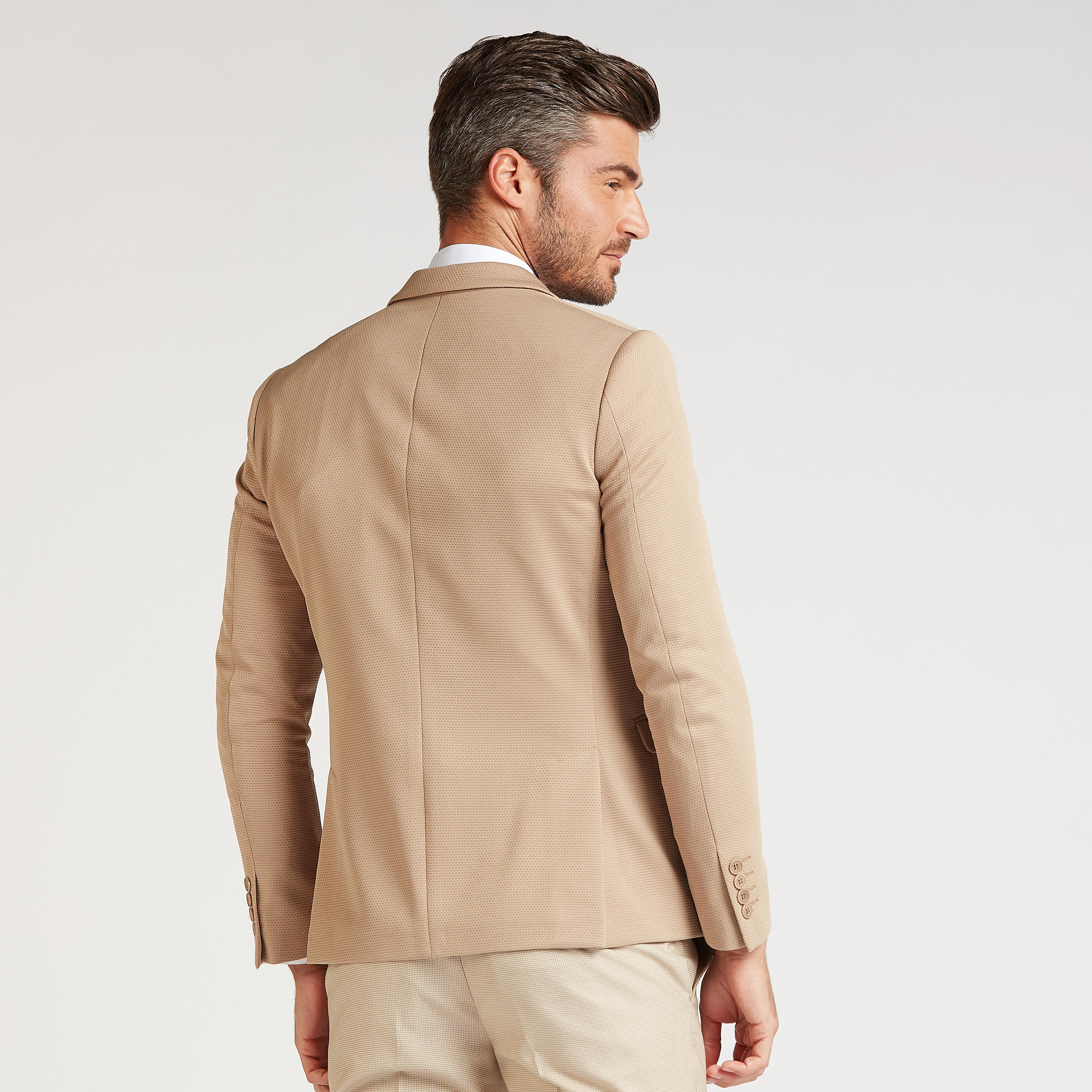 جاكيت بليزر رسمي بارز الملمس سكيني بياقة مطوية وأكمام طويلة-men-winterwear-jacketsandblazers-image-4