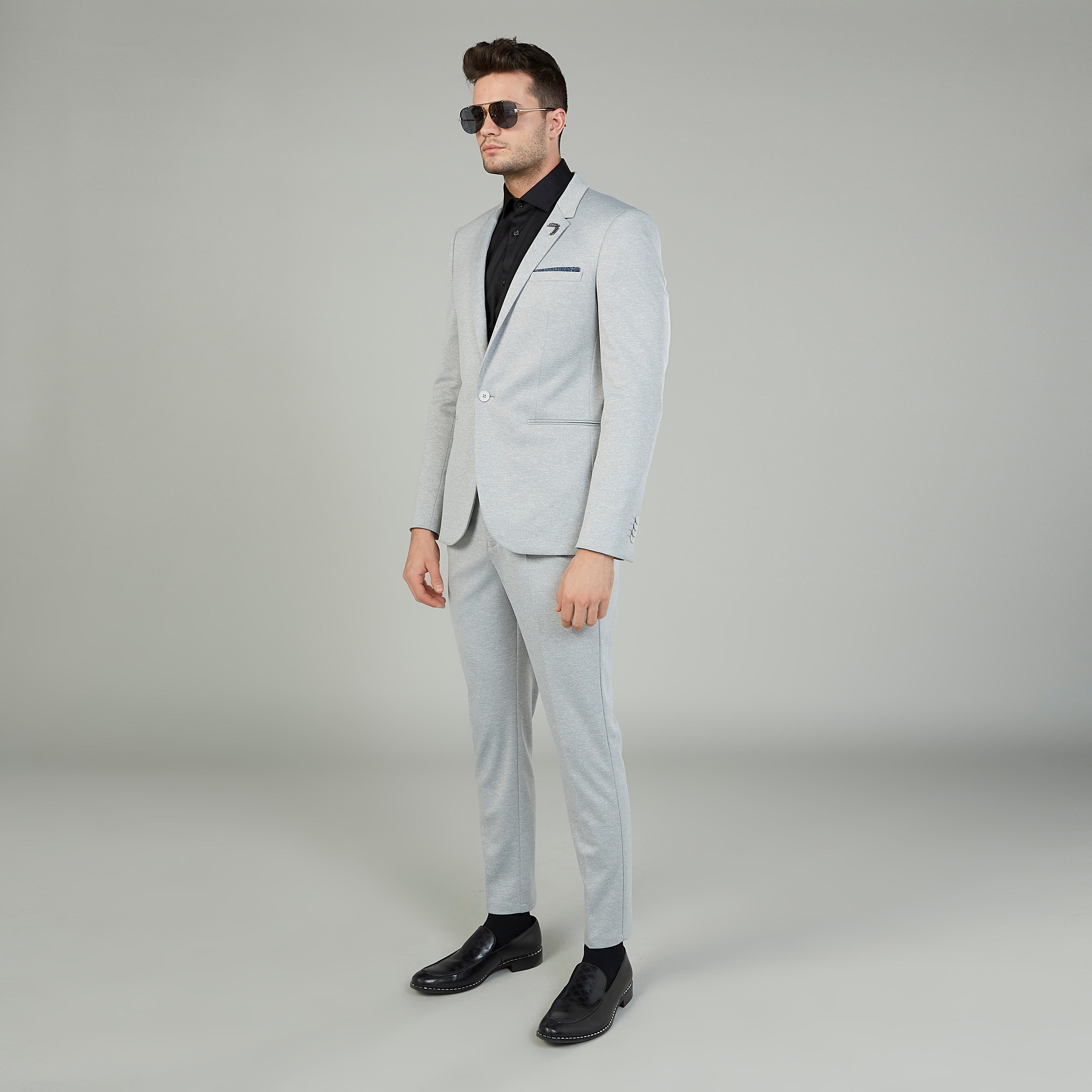 بنطلون سكيني سادة بخصر متوسط الارتفاع وجيوب-men-clothing-bottoms-trousersandchinos-trousers-image-2