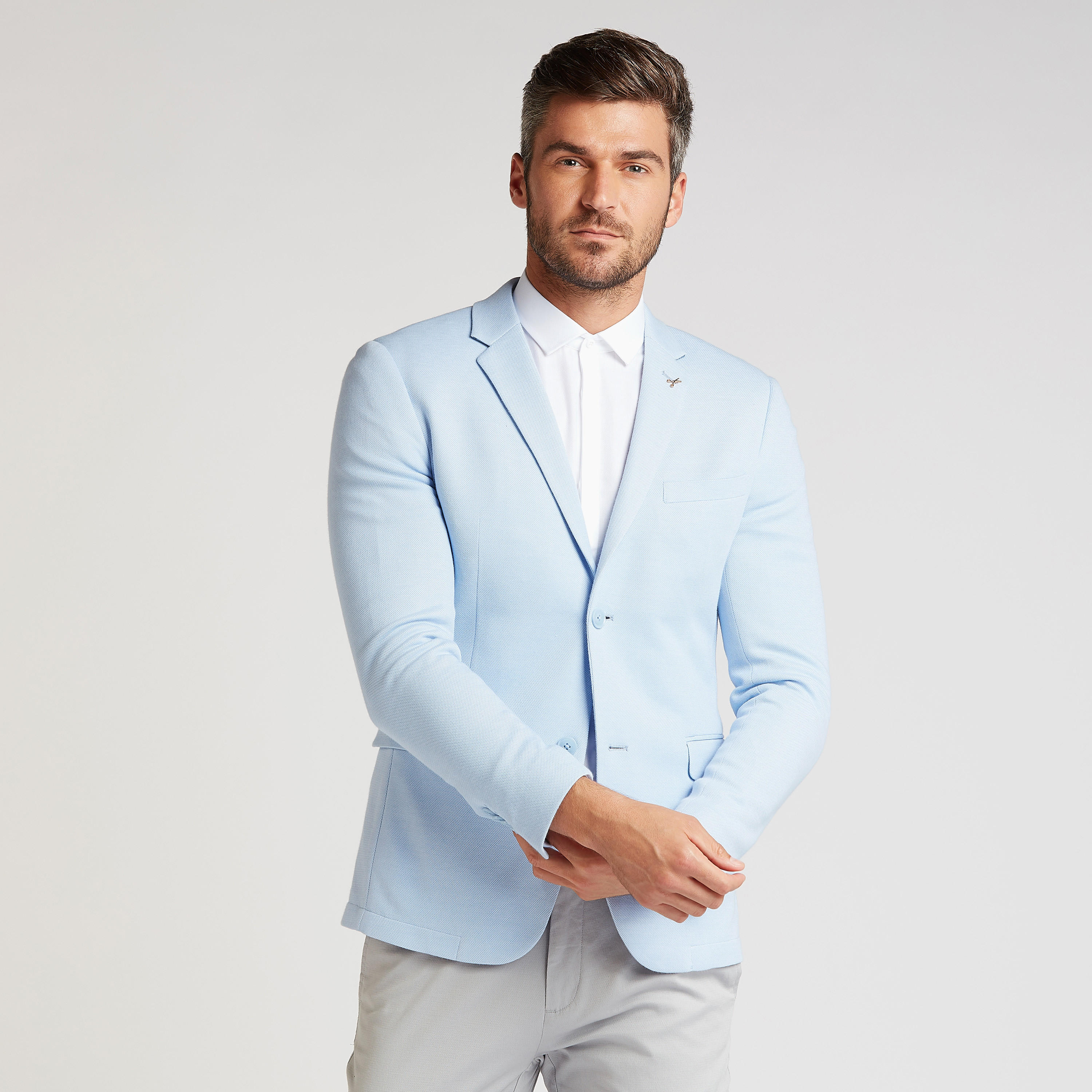 جاكيت بليزر رسمي بارز الملمس سكيني بياقة مطوية وأكمام طويلة-men-winterwear-jacketsandblazers-image-1