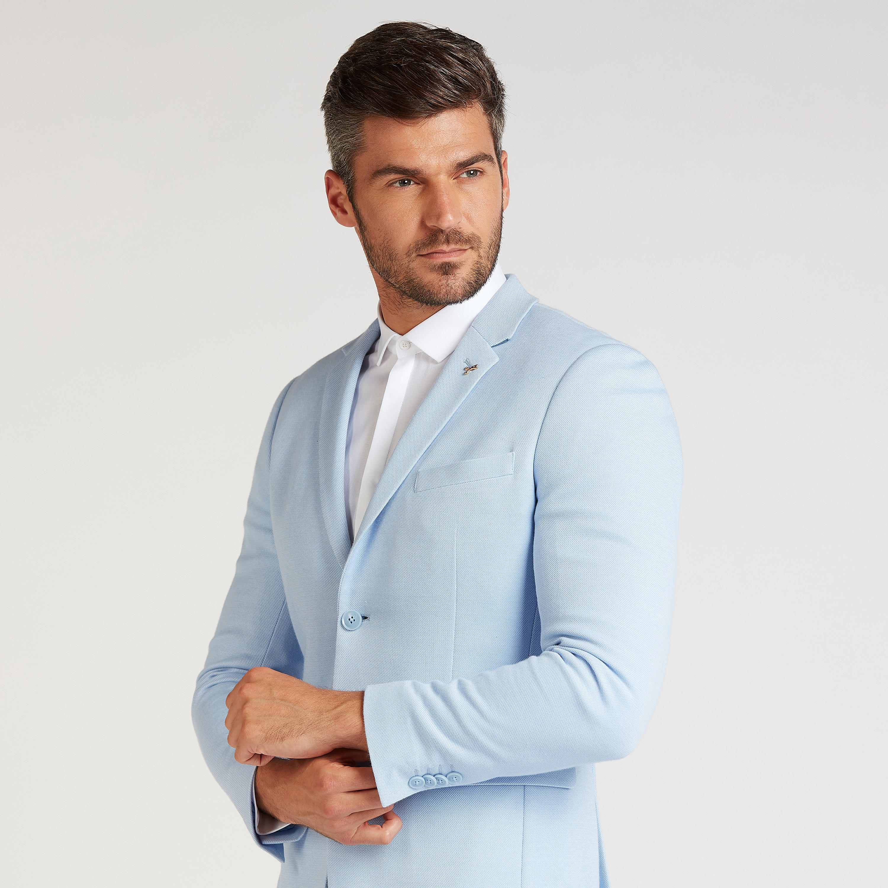 جاكيت بليزر رسمي بارز الملمس سكيني بياقة مطوية وأكمام طويلة-men-winterwear-jacketsandblazers-image-3