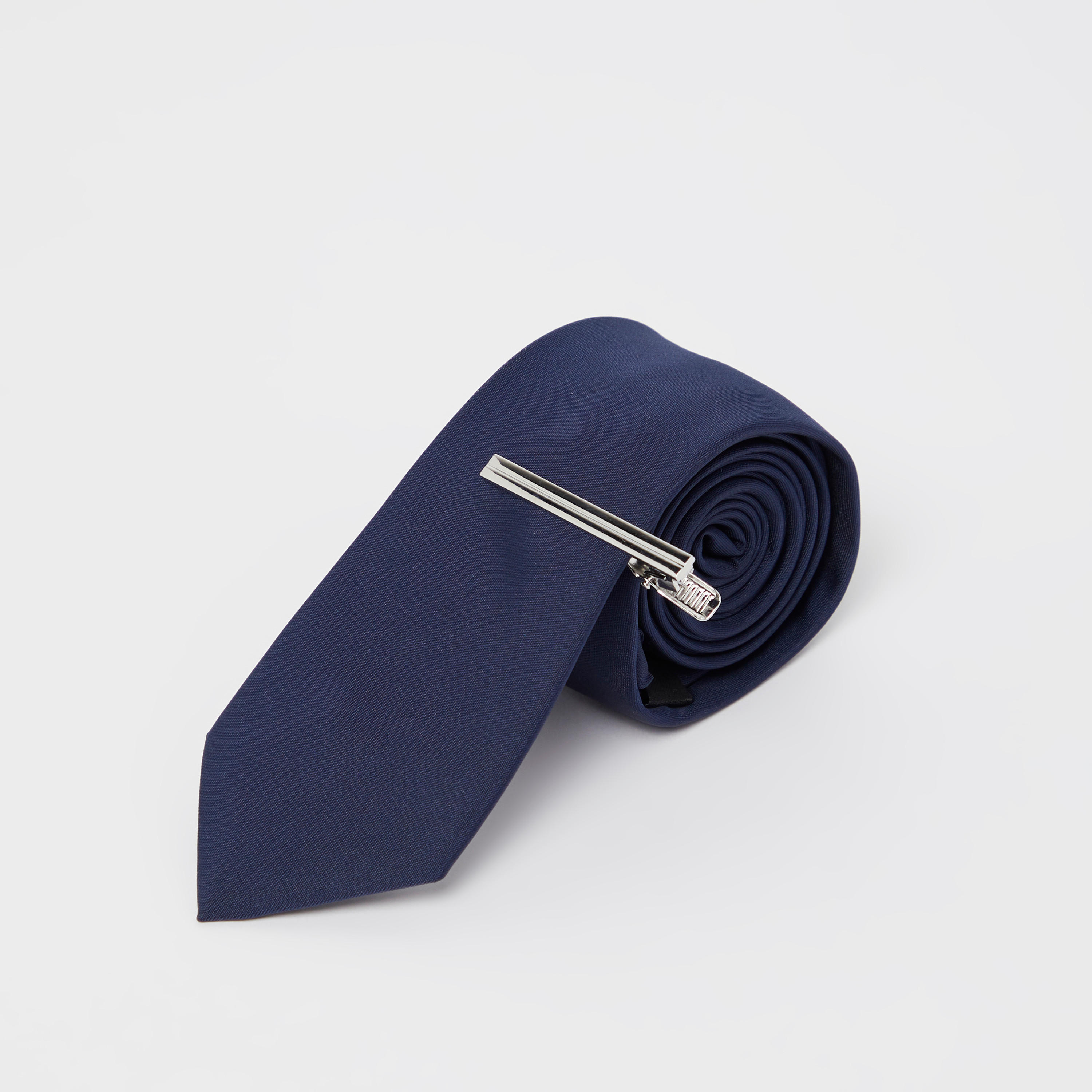 ربطة عنق عادية سادة بحلقة تثبيت-men-tiesandcufflinks-pocketsquares-image-4