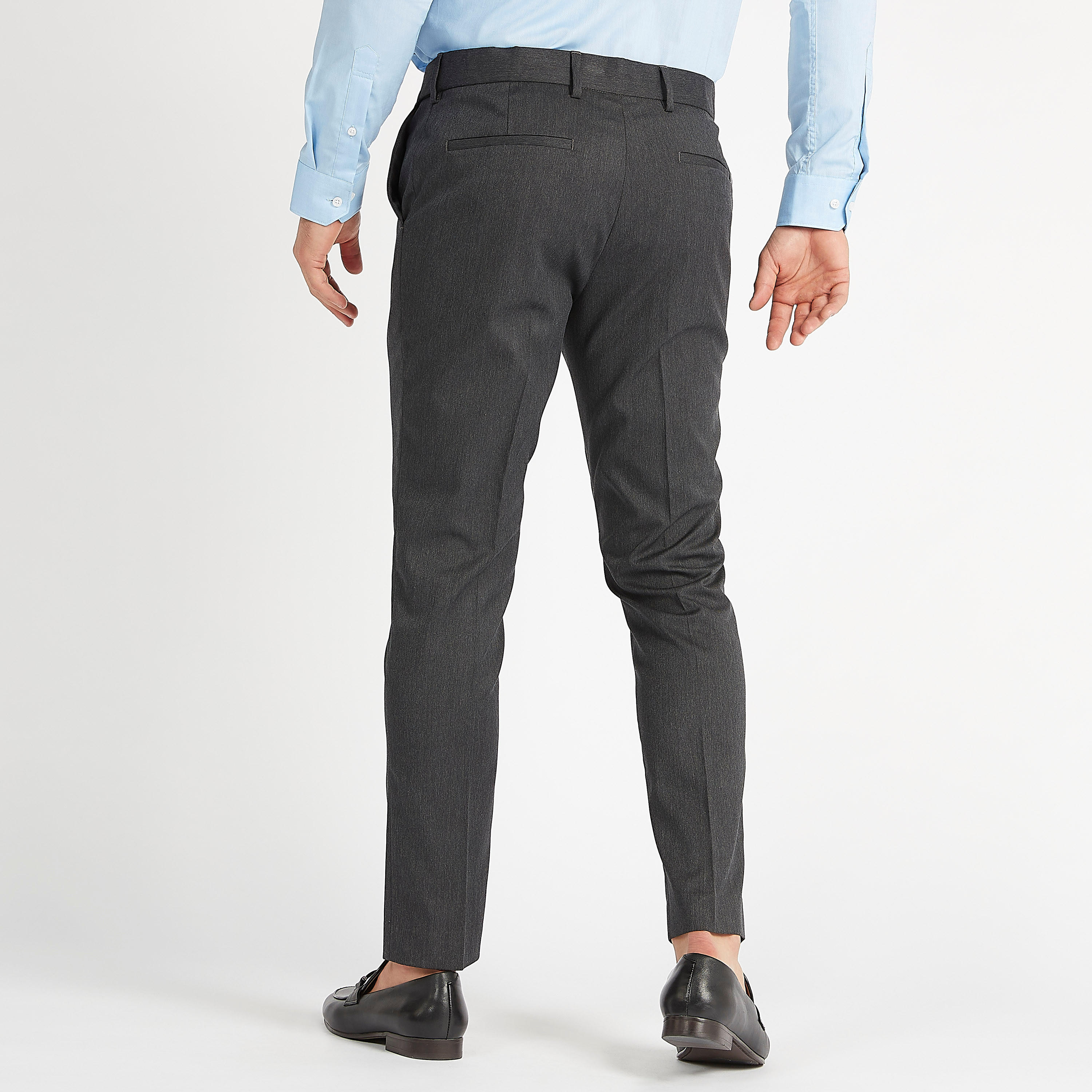 بنطلون سادة سكيني فيت بخصر متوسط الإرتفاع وتفاصيل جيوب وعراوي حزام-men-clothing-bottoms-trousersandchinos-trousers-image-4