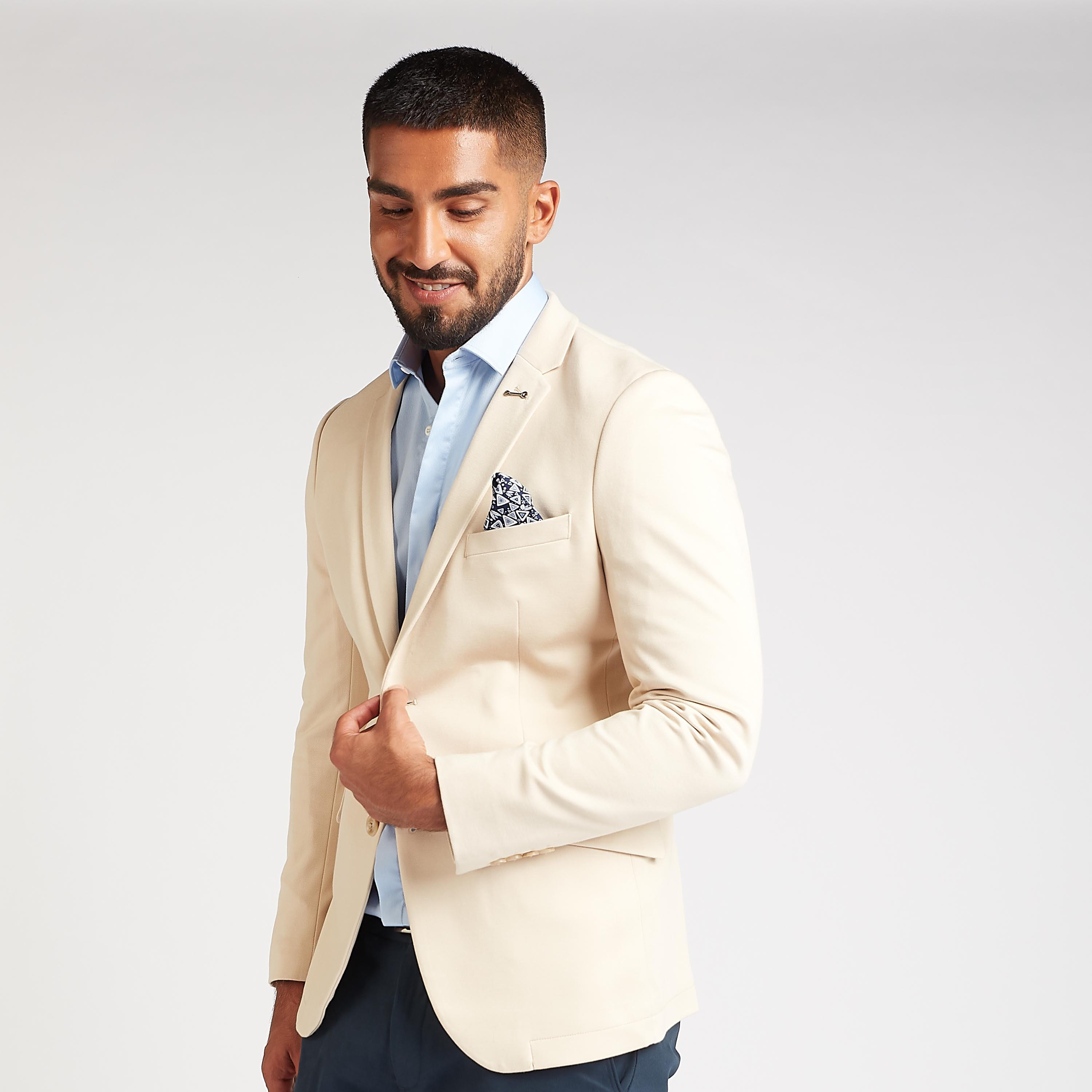 جاكيت رسمي سليم بارز الملمس بجيوب بطيّة وياقة مطوية-men-winterwear-jacketsandblazers-image-7