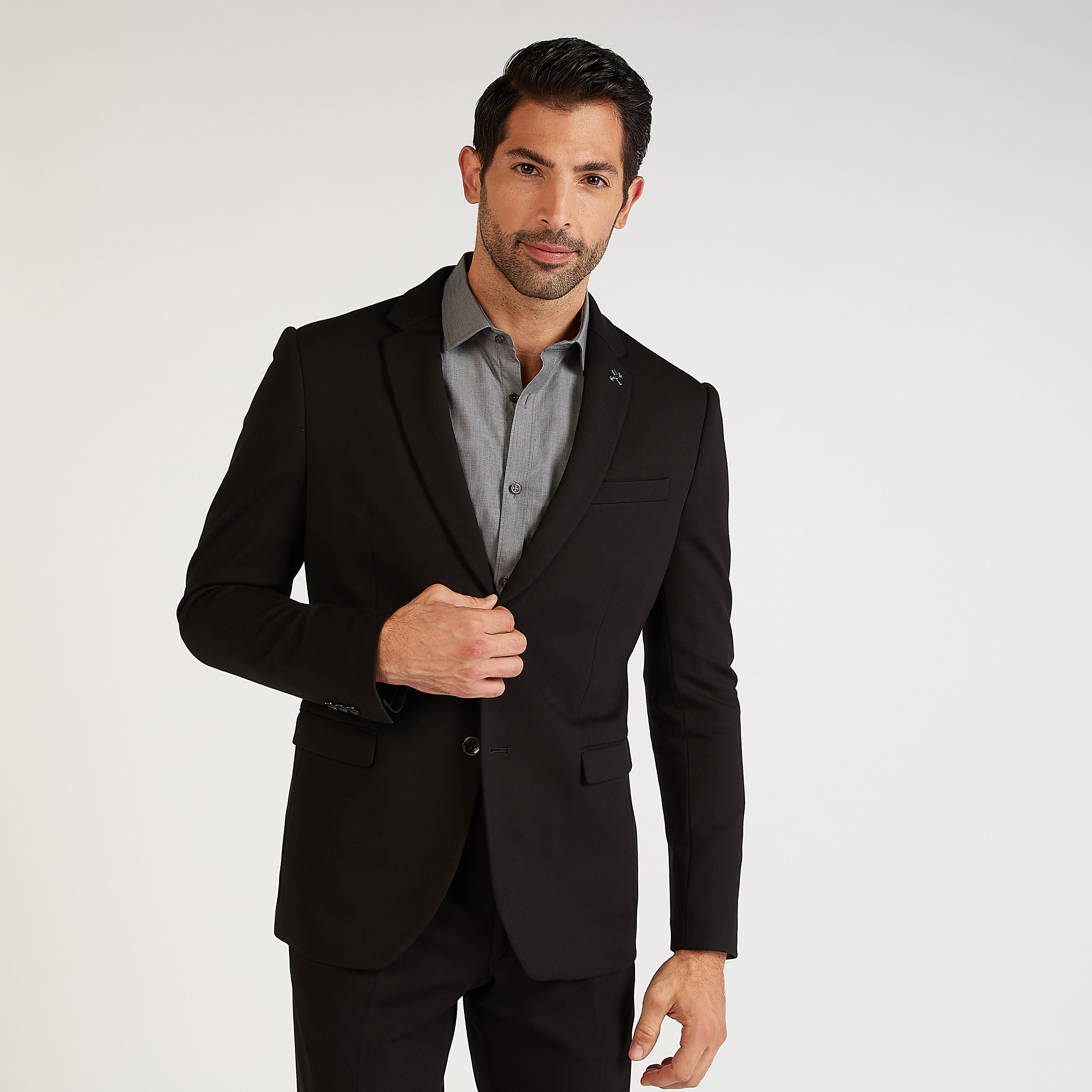 جاكيت بليزر رسمي بارز الملمس بياقة مطوية وأكمام طويلة-men-winterwear-jacketsandblazers-image-1