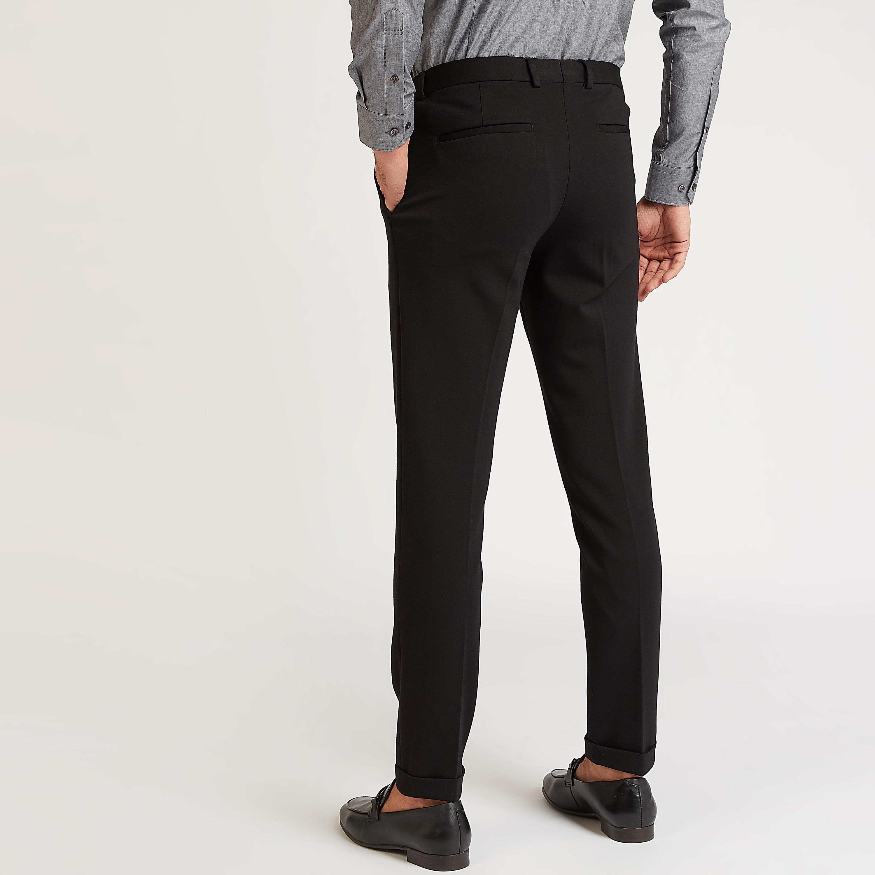 بنطلون رسمي بارز الملمس بجيوب وعراوي حزام-men-clothing-bottoms-trousersandchinos-trousers-image-4