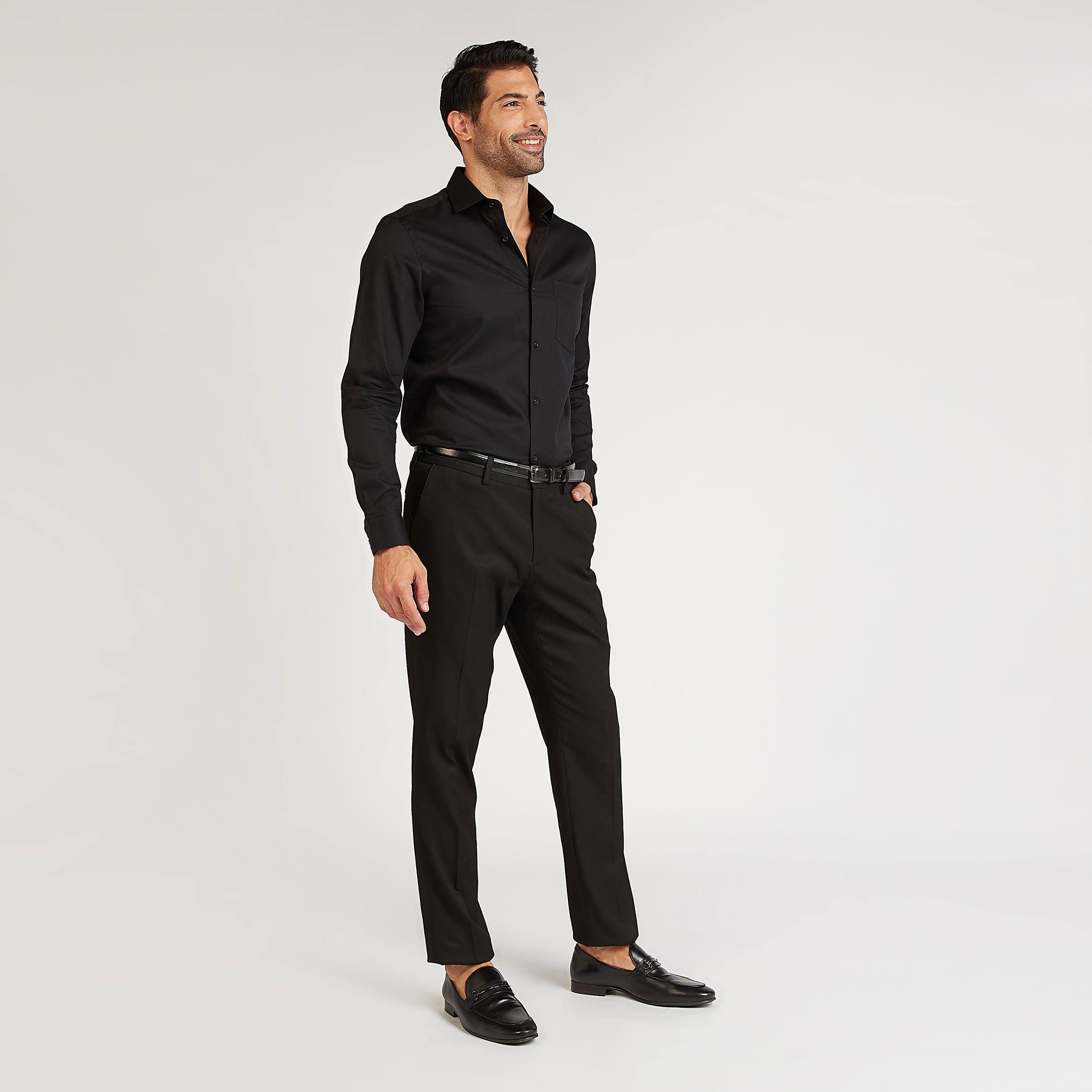 قميص مستدام رسمي بارز الملمس بياقة عاديّة وأكمام طويلة-men-clothing-shirts-image-2