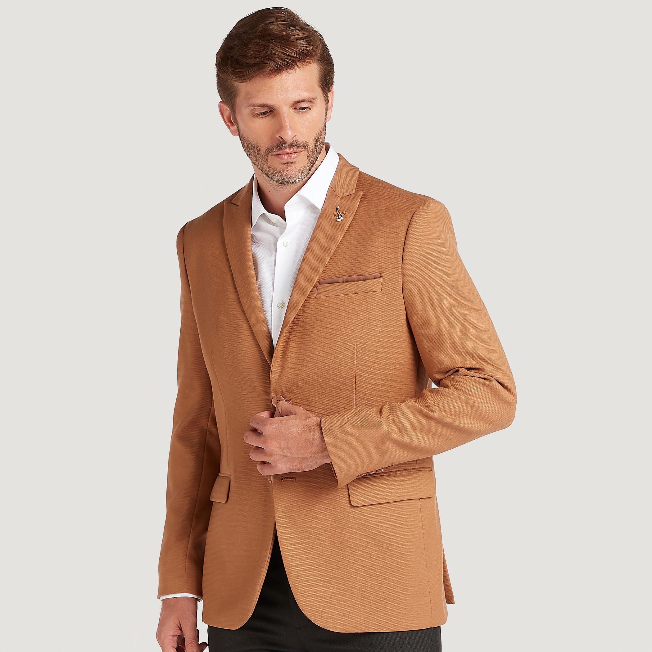 جاكيت بليزر سادة بأكمام طويلة وياقة عادية-men-winterwear-jacketsandblazers-image-4