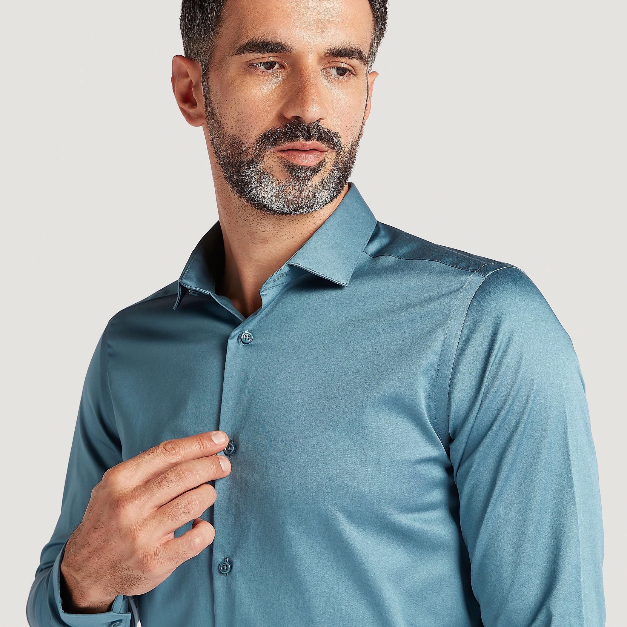 قميص سادة بياقة عادية وأكمام طويلة-men-clothing-shirts-image-3
