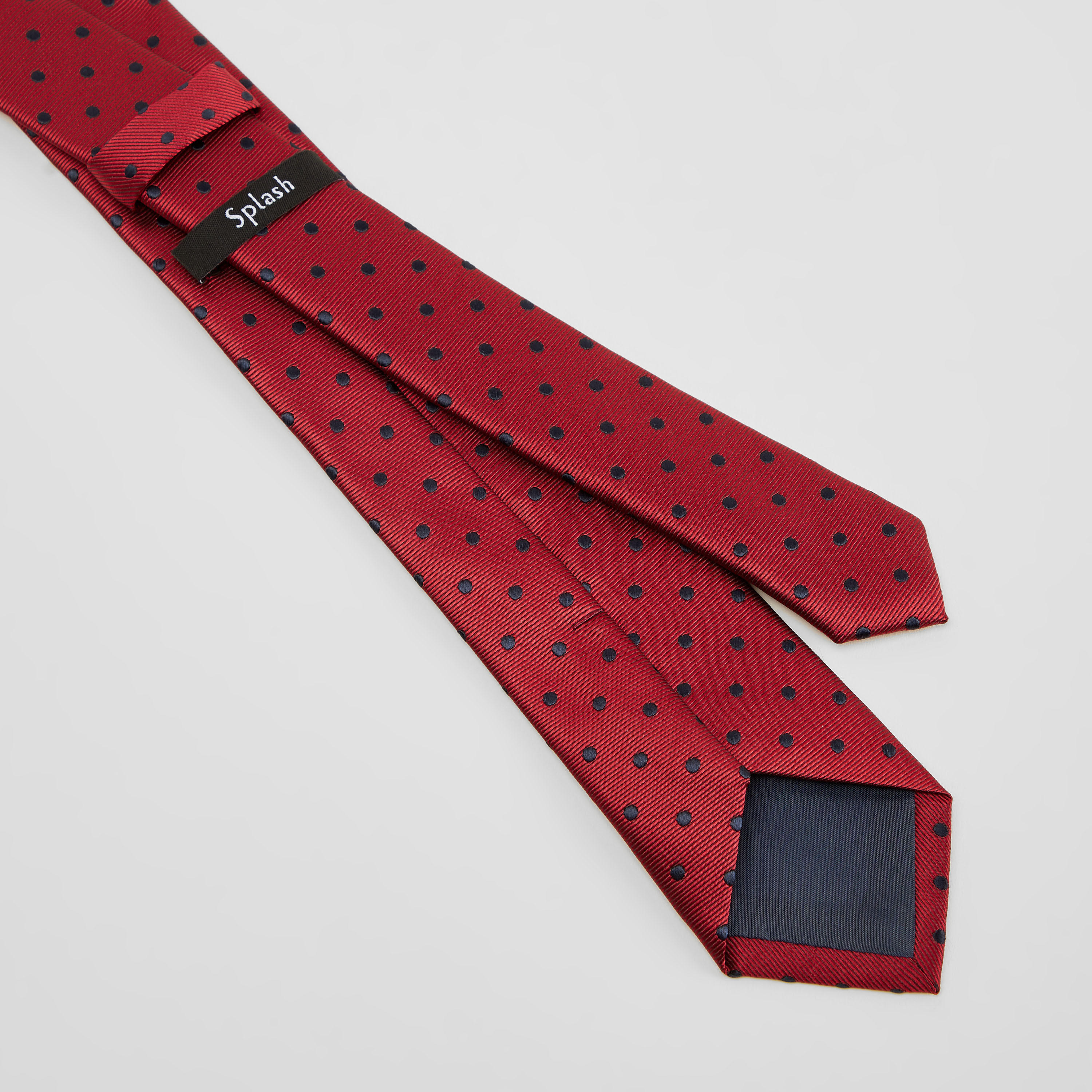 ربطة عنق منقّطة بحلقة تثبيت-men-tiesandcufflinks-pocketsquares-image-1