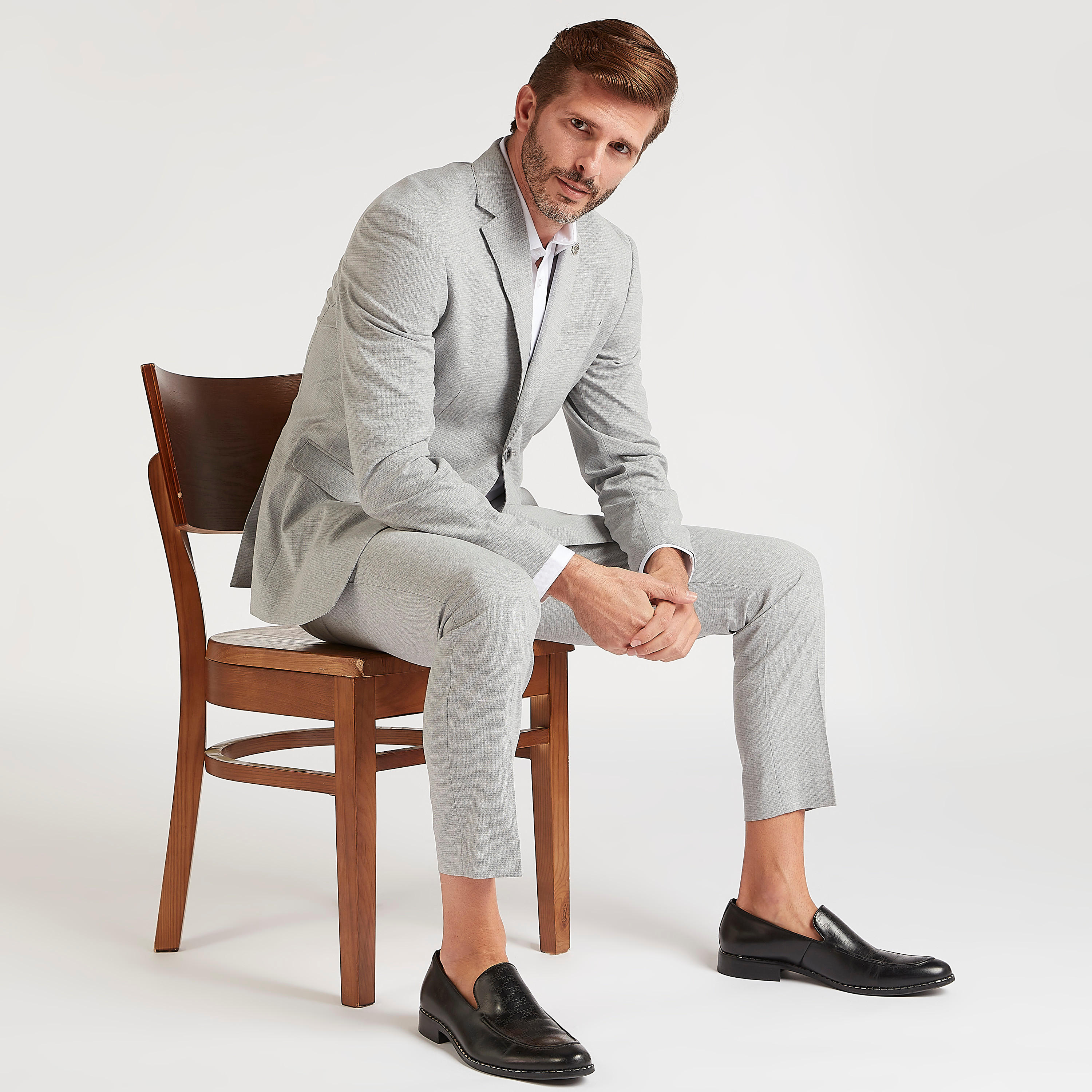 Slim Fit Mid-Rise Formal Trousers with Pockets and Button Closure-men-clothing-bottoms-trousersandchinos-trousers-image-2