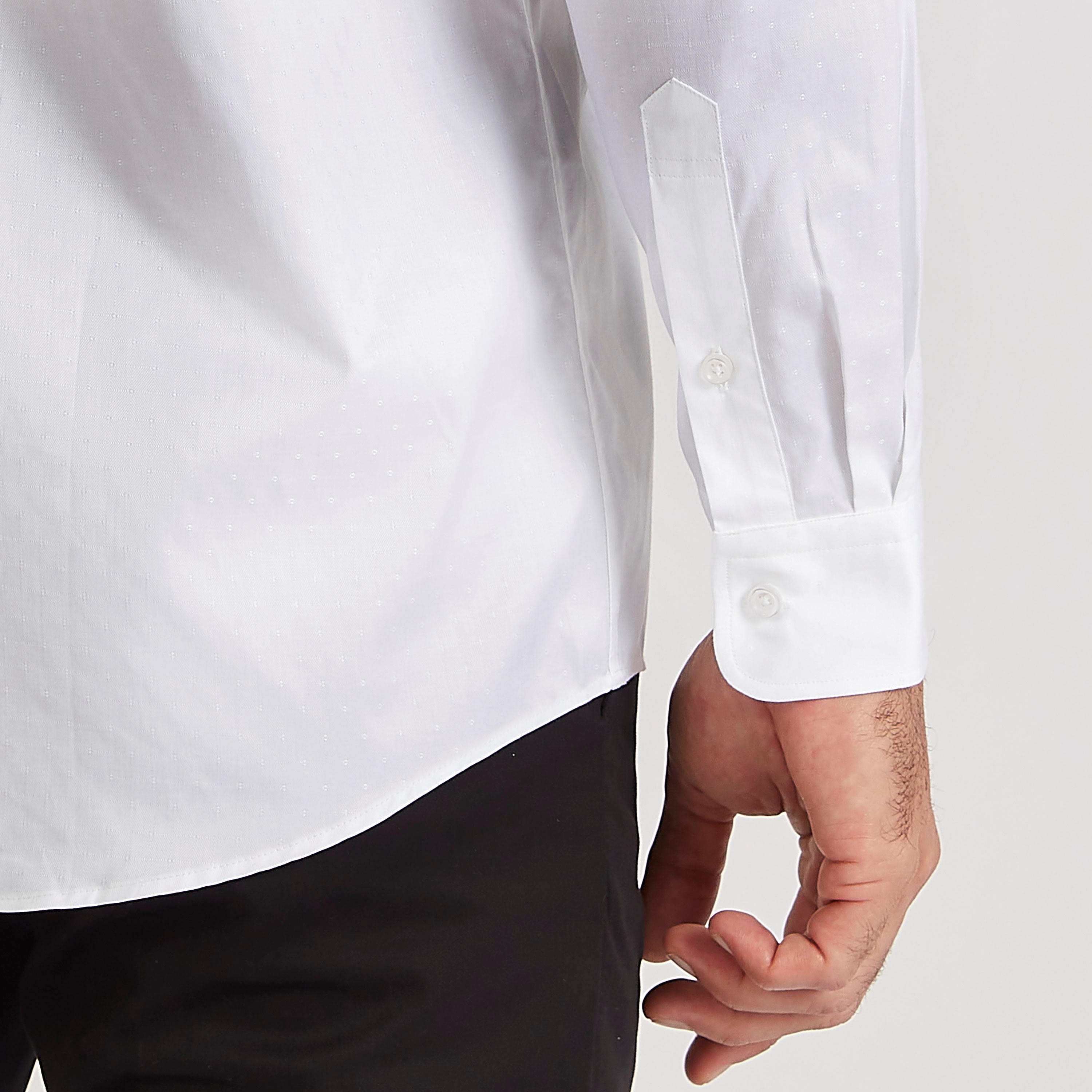 قميص بارز الملمس بأكمام طويلة وجيب على الصّدر-men-clothing-shirts-image-2