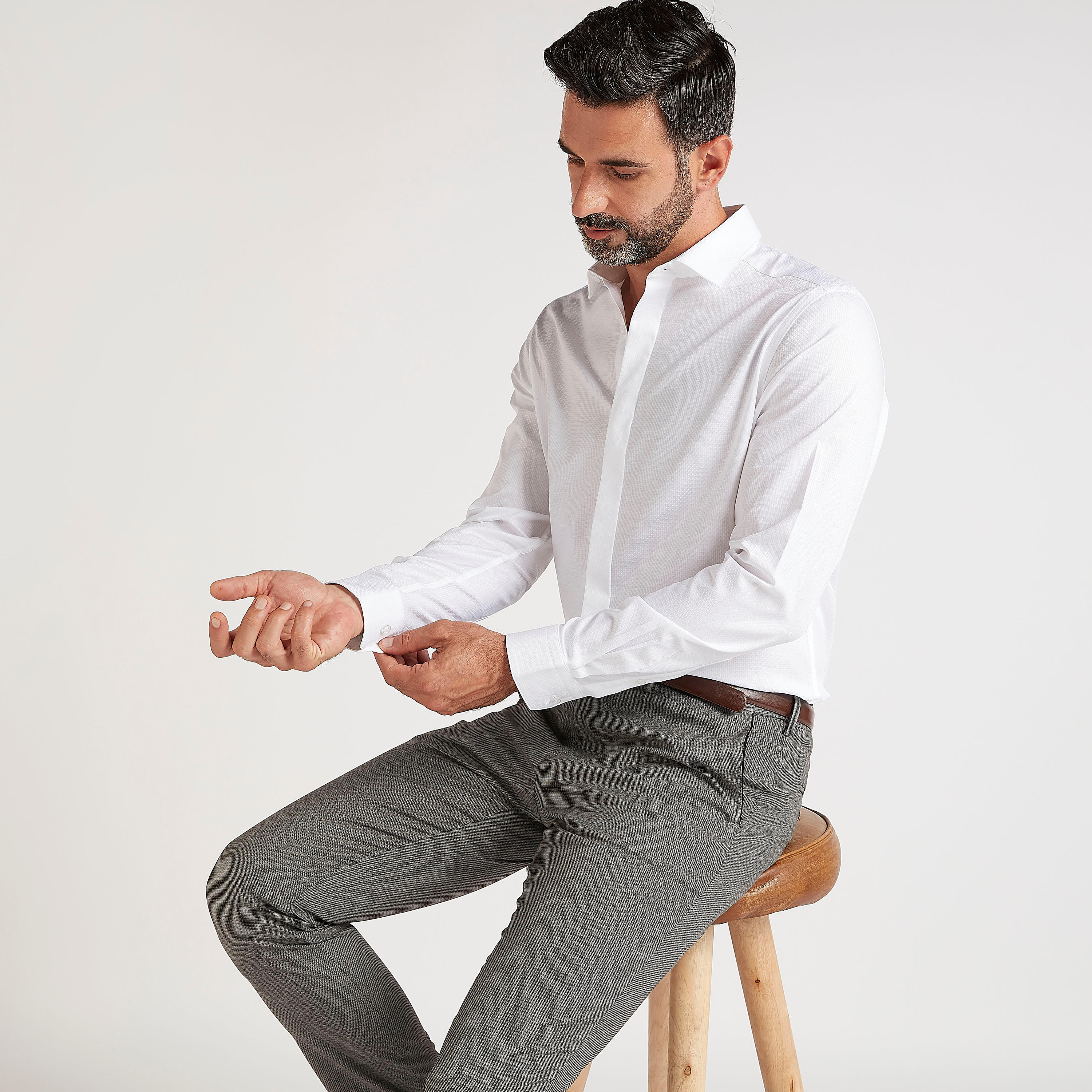 قميص بارز الملمس بأكمام طويلة وزر-men-clothing-shirts-image-1