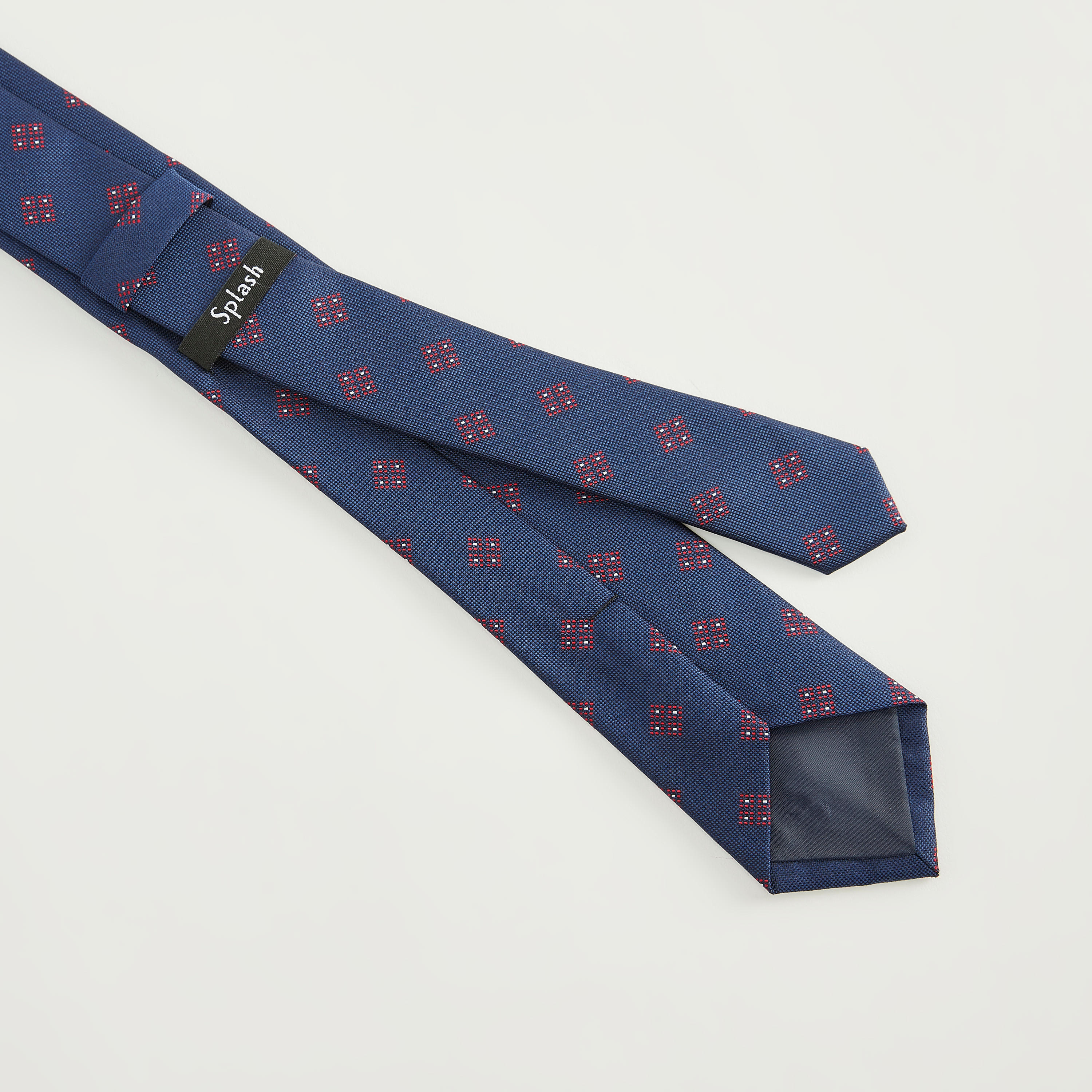ربطة عنق مستطيلة بارزة الملمس بحلقة تثبيت-men-tiesandcufflinks-pocketsquares-image-1