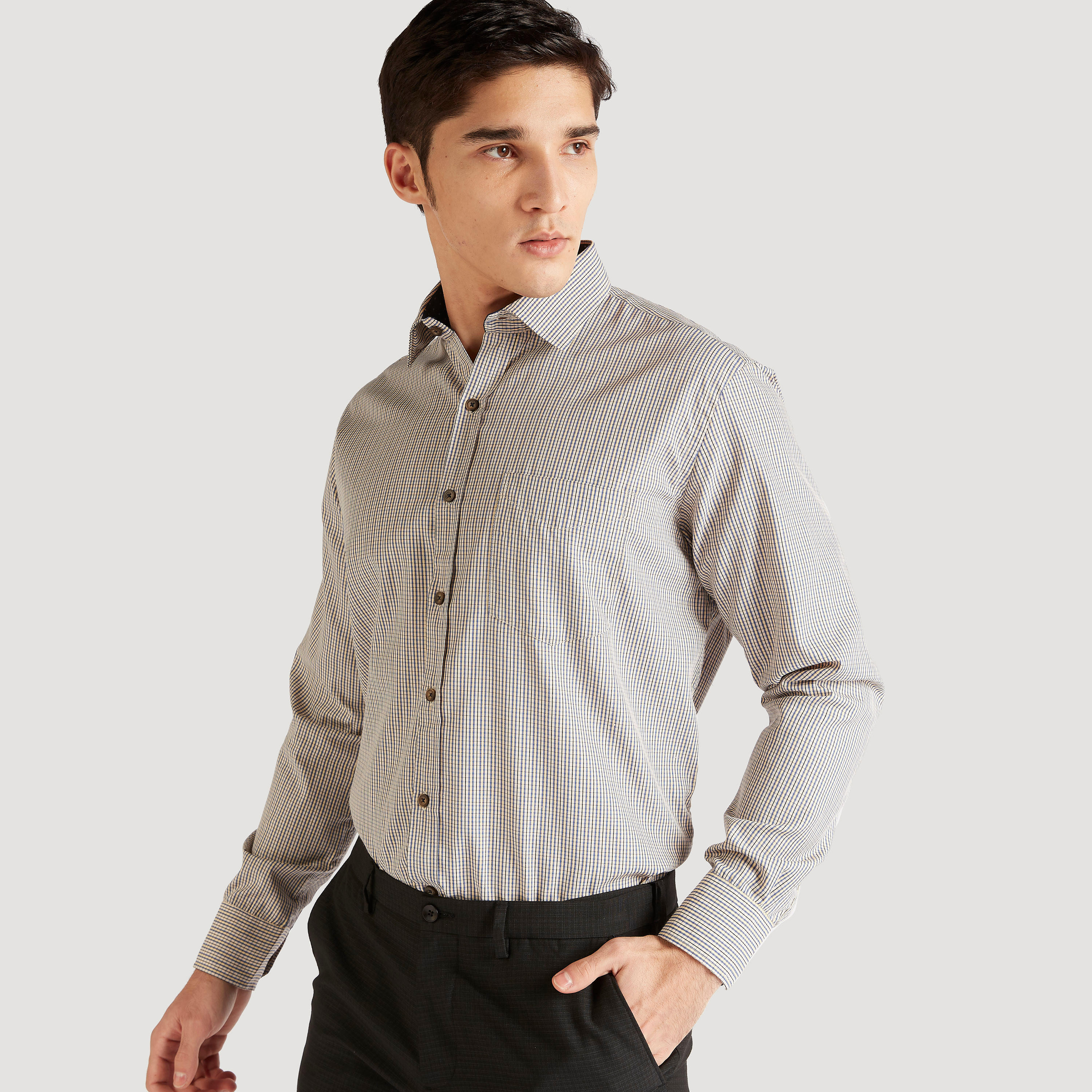 قميص كاروهات بأكمام طويلة وجيب-men-clothing-shirts-image-3