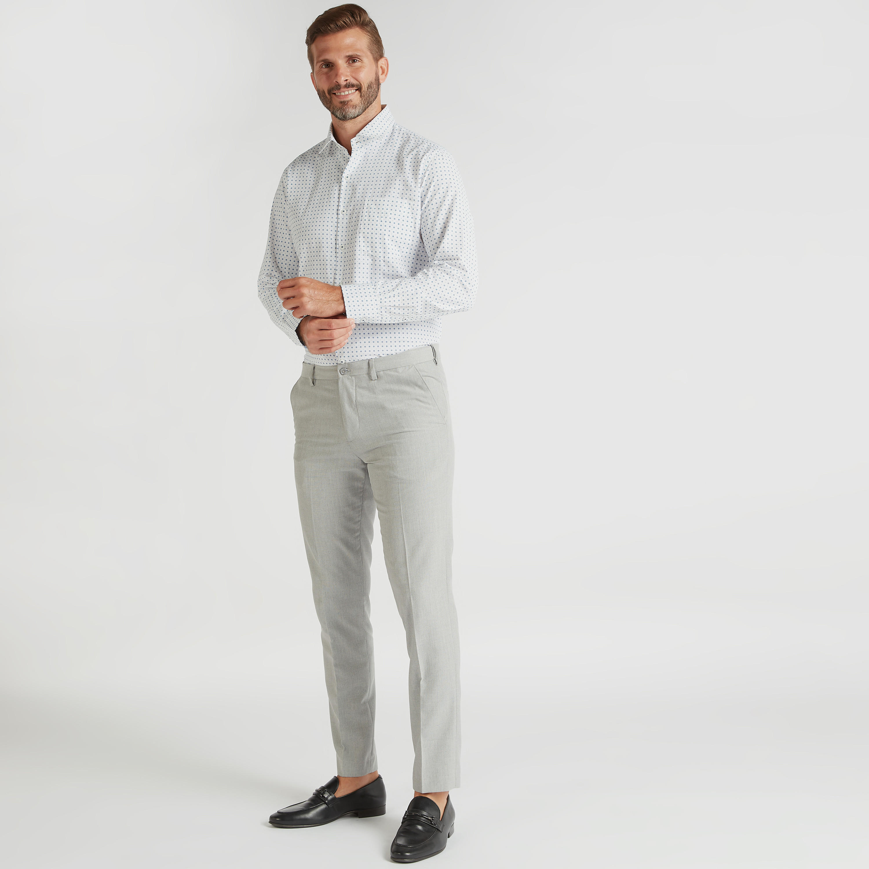 قميص سادة بياقة عاديّة وأكمام طويلة مع جيب خارجي وطبعات-men-clothing-shirts-image-2
