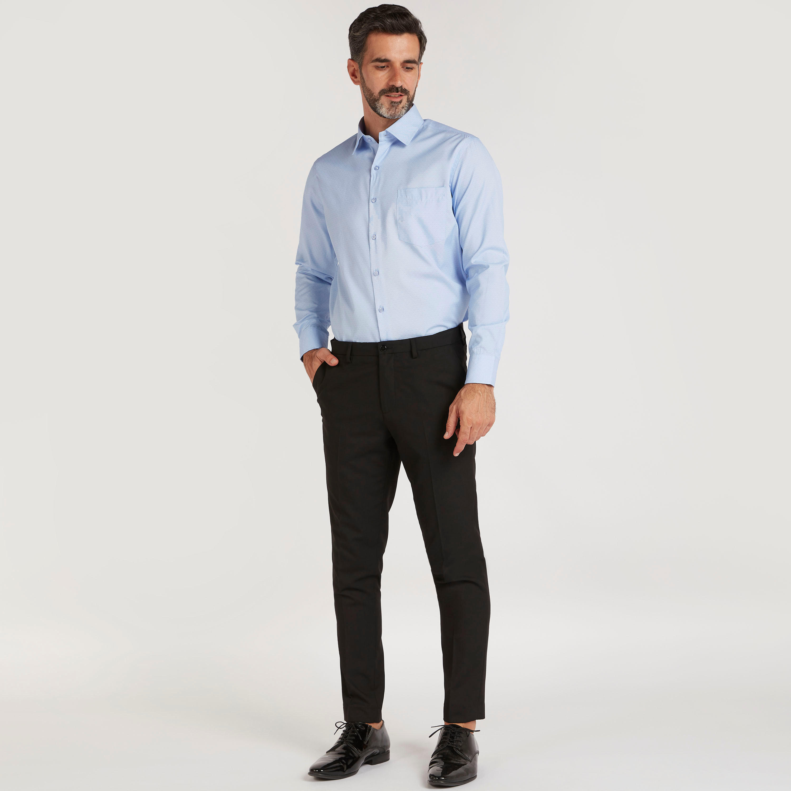 قميص رسمي بأكمام طويلة وجيب على الصدر وطبعات-men-clothing-shirts-image-2