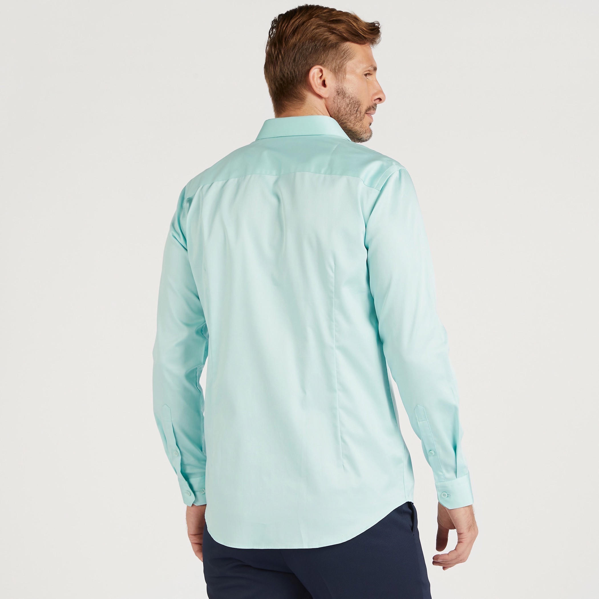 قميص سادة بياقة عادية وأكمام طويلة-men-clothing-shirts-image-1