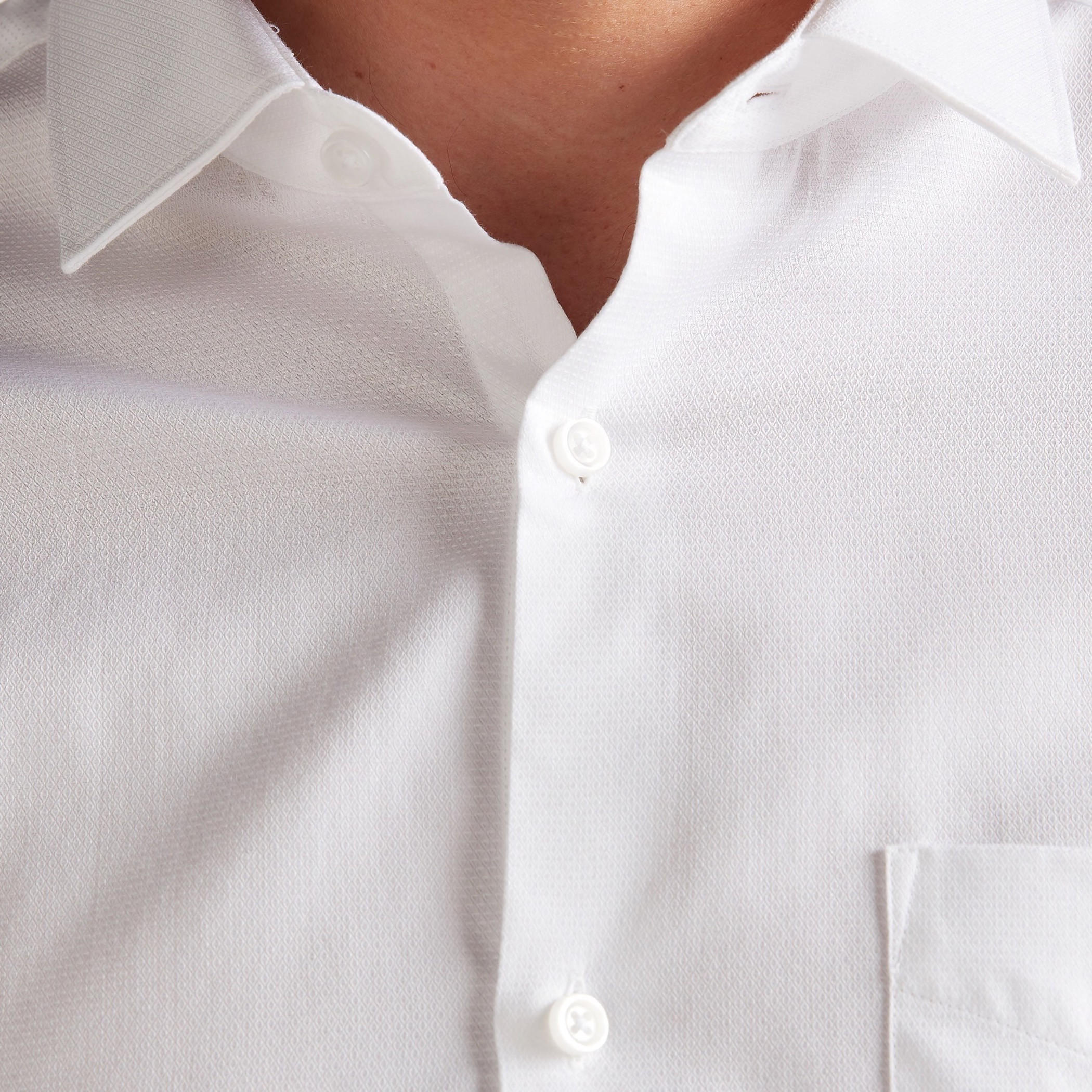 قميص سليم بارز الملمس بأكمام طويلة وجيب على الصدر-men-clothing-shirts-image-3