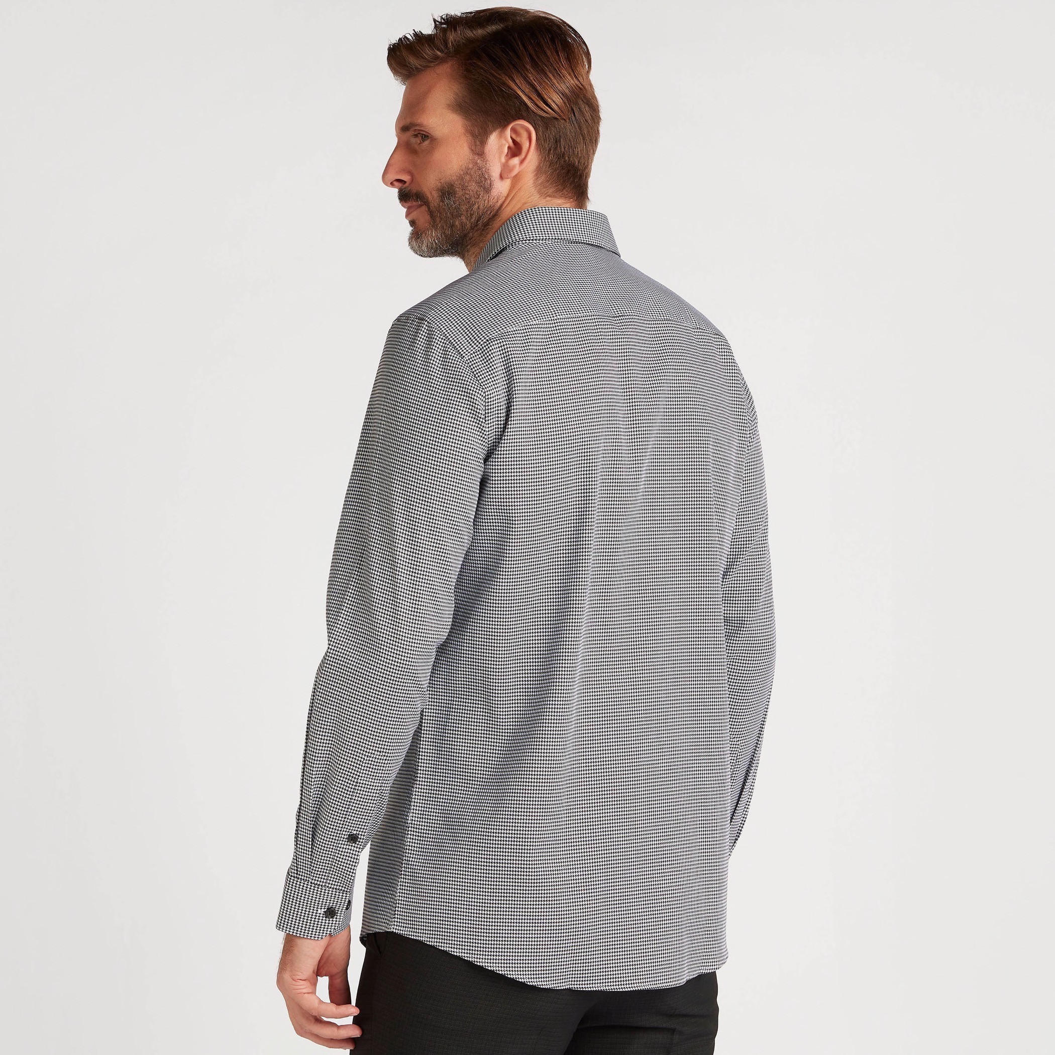 قميص مربعات بأكمام طويلة وزر علوي-men-clothing-shirts-image-4