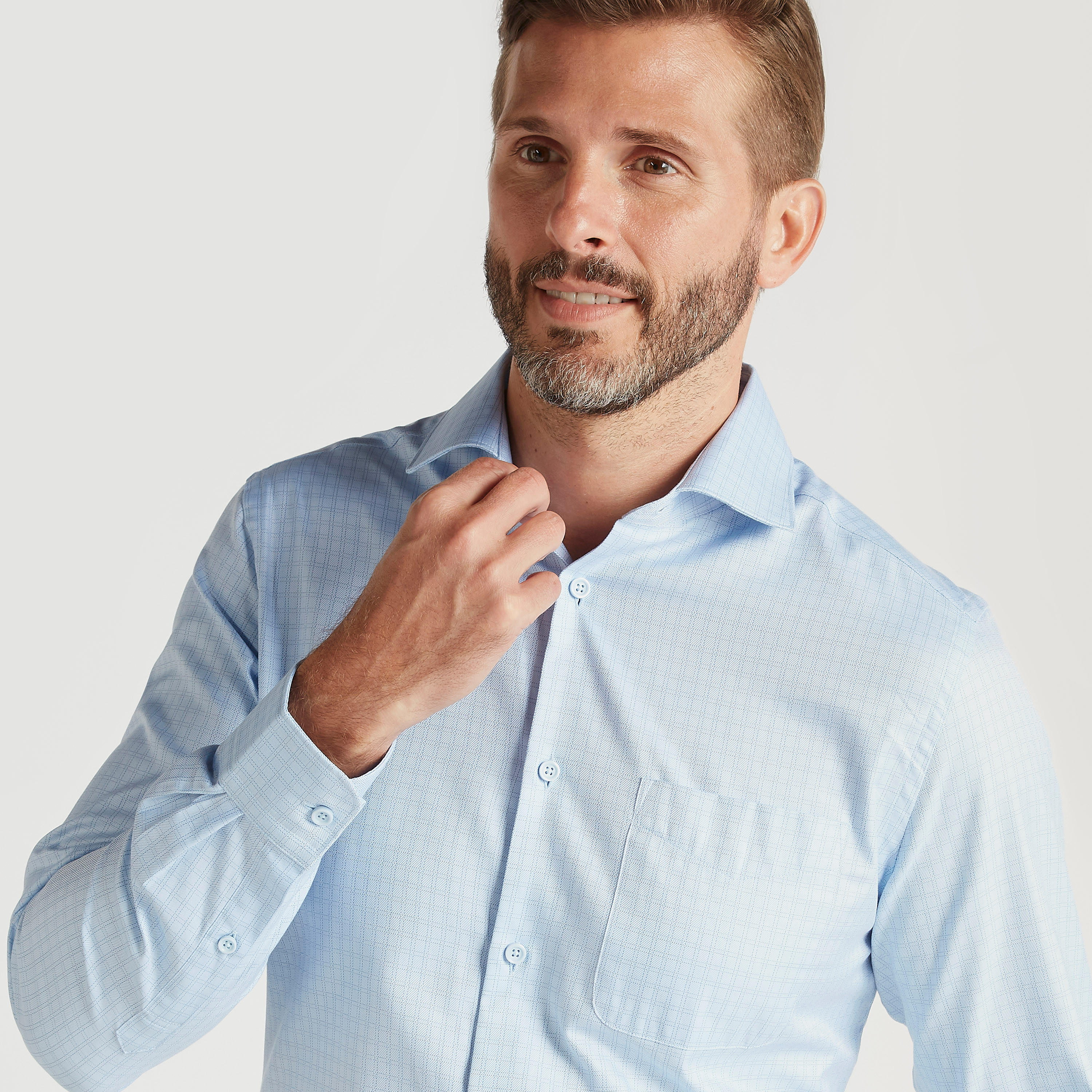 قميص بارز الملمس بياقة واسعة وأكمام طويلة-men-clothing-shirts-image-6