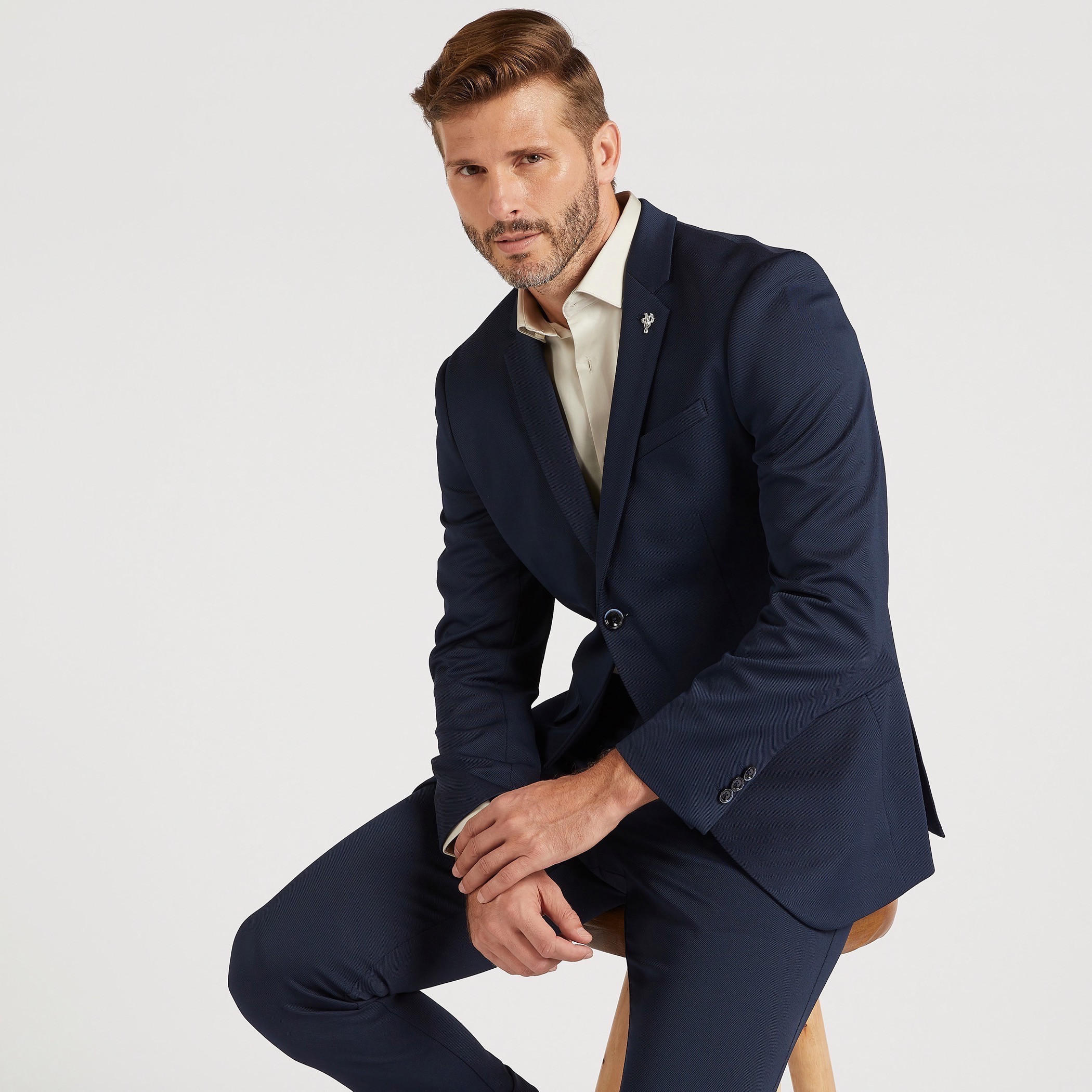 جاكيت سادة بأكمام طويلة وجيوب-men-winterwear-jacketsandblazers-image-1