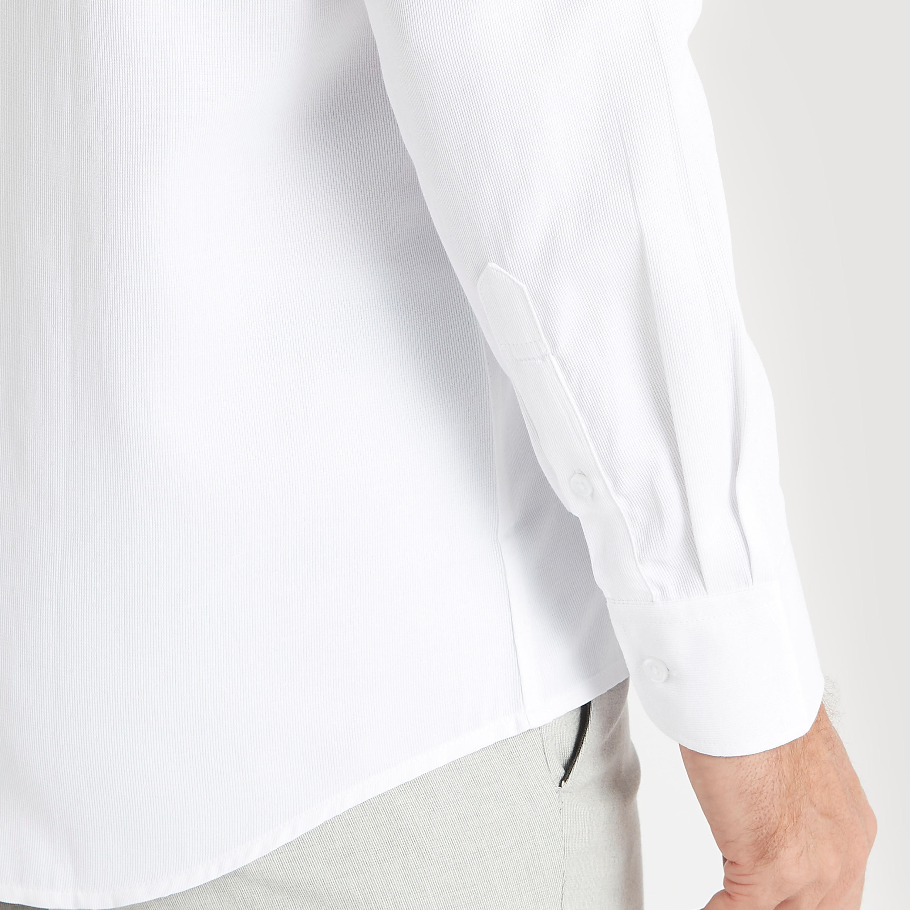 قميص بارز الملمس بياقة عاديّة وأكمام طويلة-men-clothing-shirts-image-3