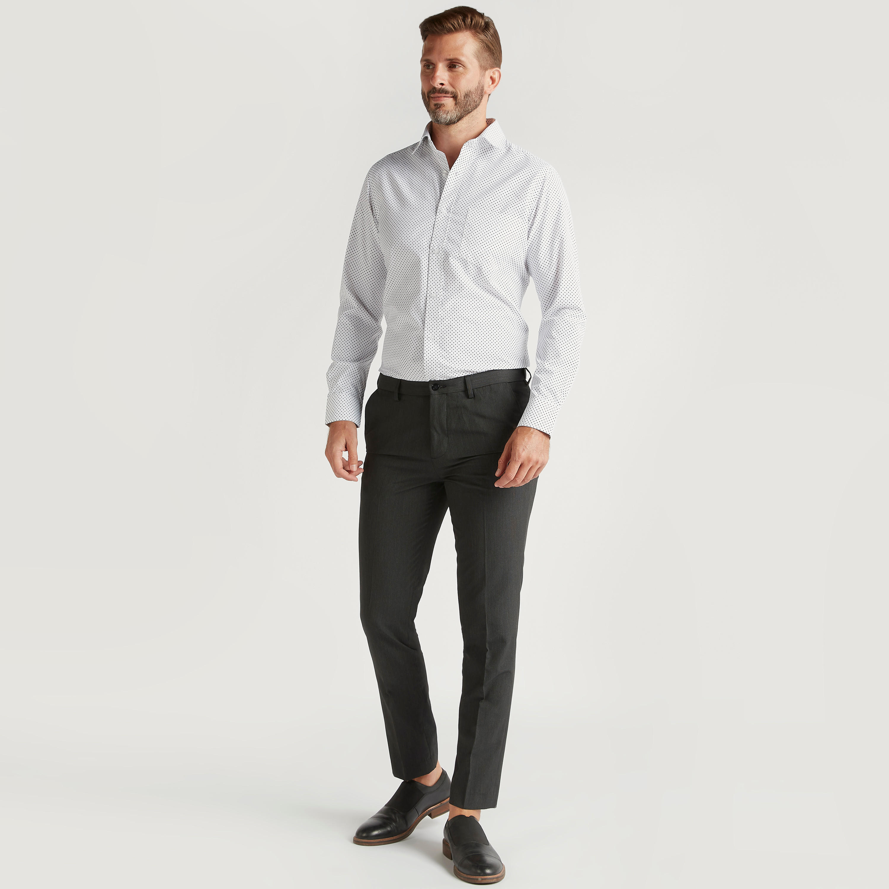 قميص رسمي بطبعات منقّطة وجيب وأكمام طويلة-men-clothing-shirts-image-2