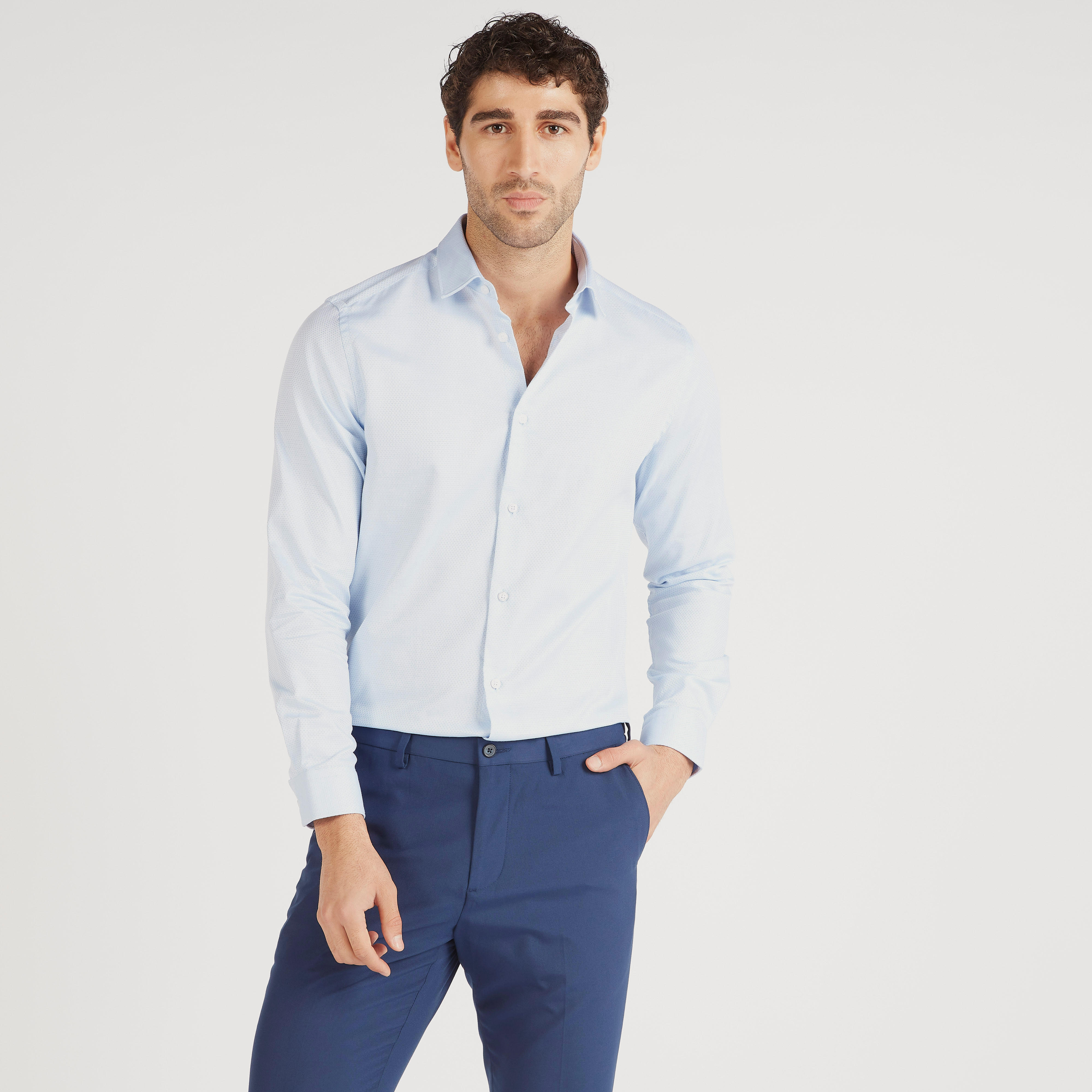 قميص بارز الملمس بأكمام طويلة وزر إغلاق-men-clothing-shirts-image-4