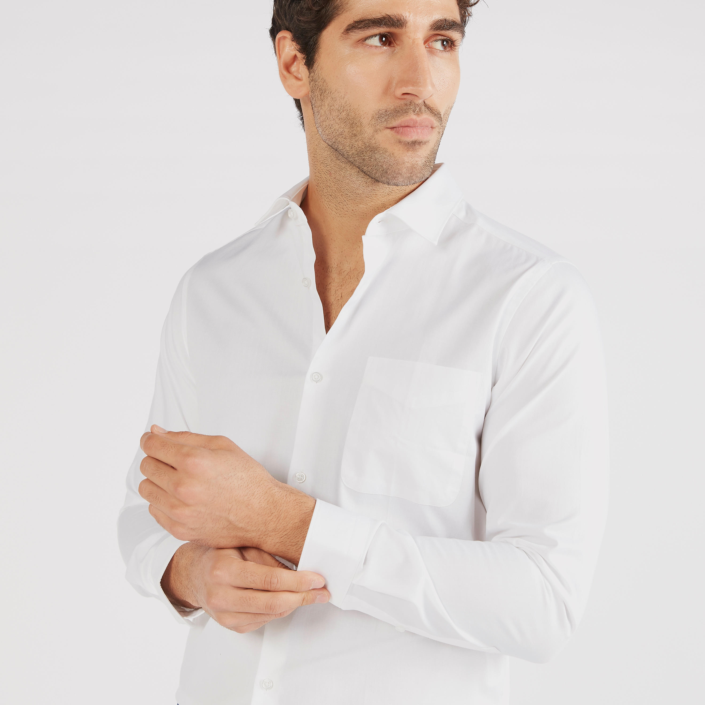 قميص سادة بأزرار وأكمام طويلة وجيوب-men-clothing-shirts-image-3