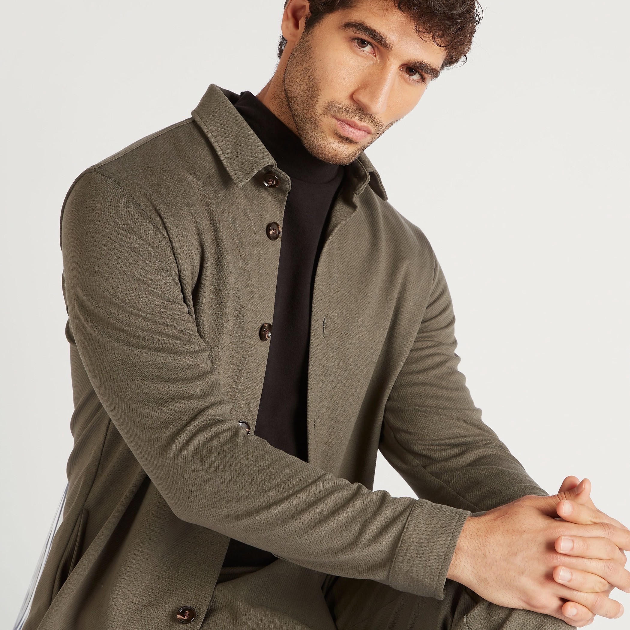 جاكيت بارز الملمس بياقة عادية وأكمام طويلة-men-clothing-jacketsandblazers-jackets-image-6