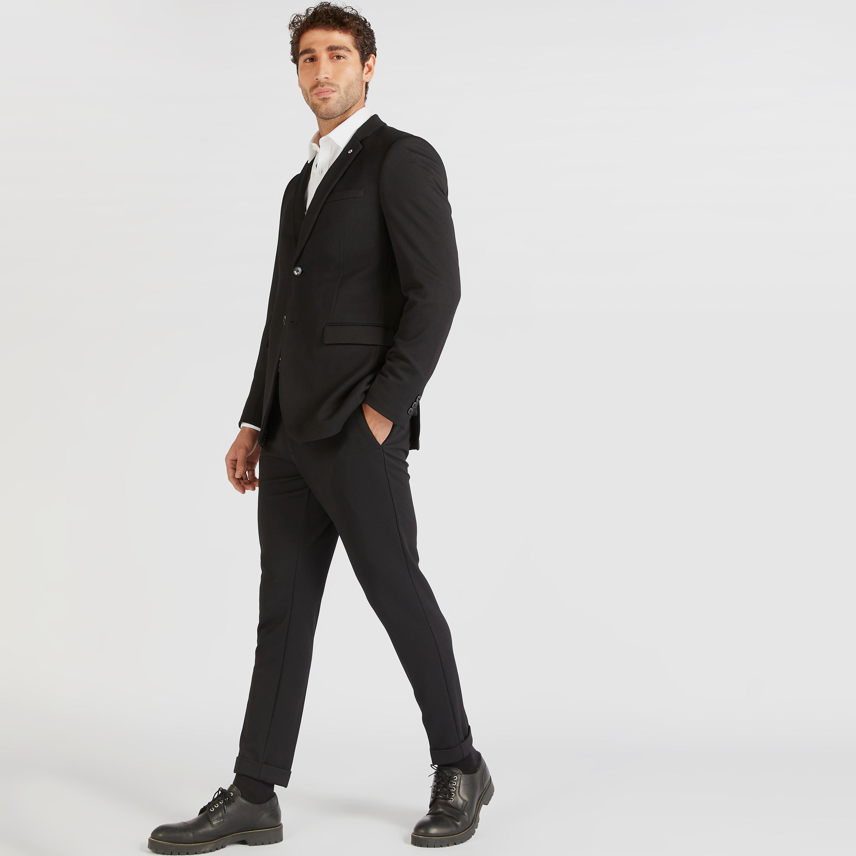 جاكيت بليزر بارز الملمس بياقة مطويّة-men-winterwear-jacketsandblazers-image-8