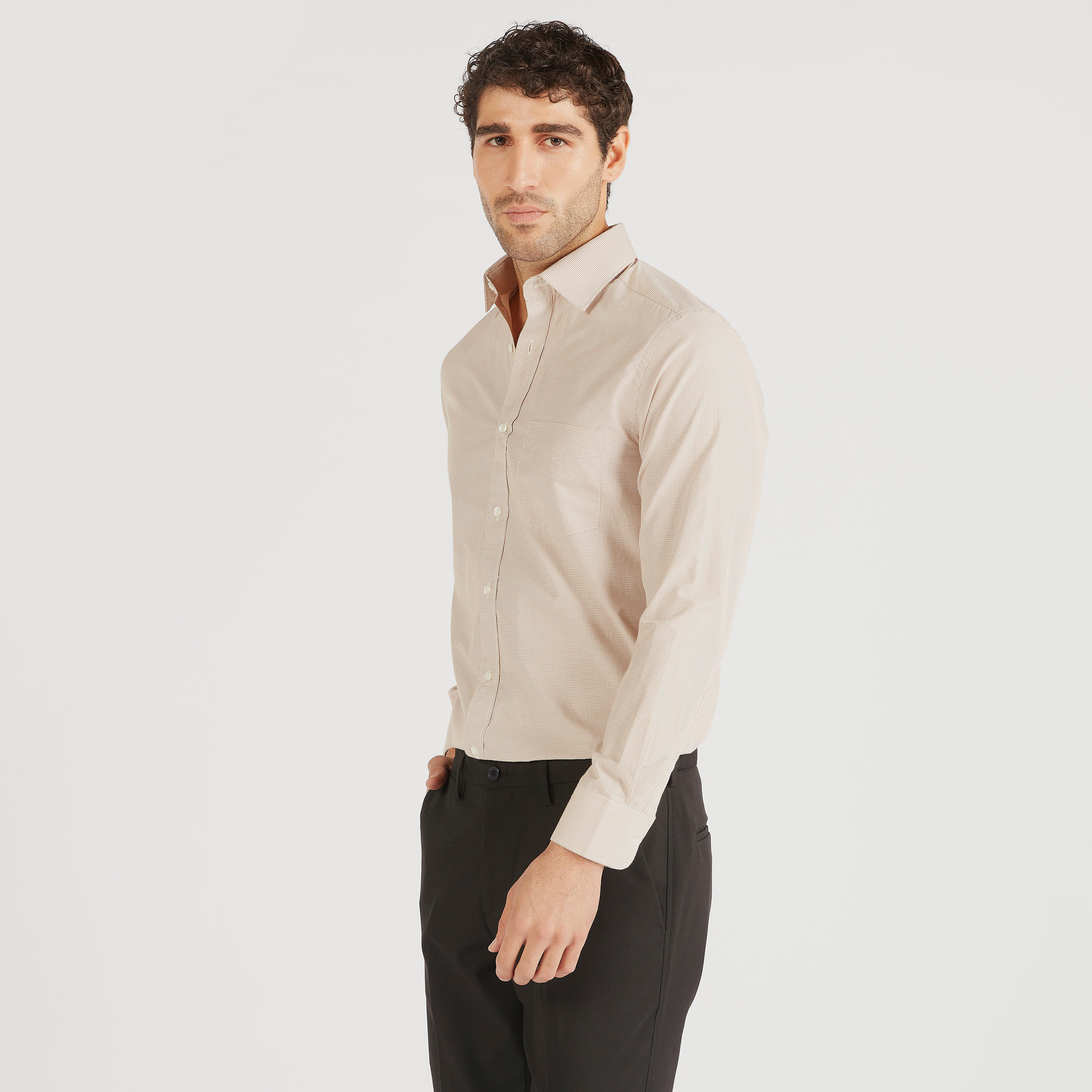 قميص رسمي كاروهات بأكمام طويلة وجيب على الصدر-men-clothing-shirts-image-1