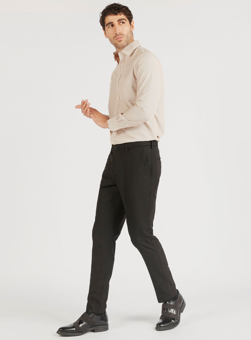 قميص رسمي كاروهات بأكمام طويلة وجيب على الصدر-men-clothing-shirts-image-2