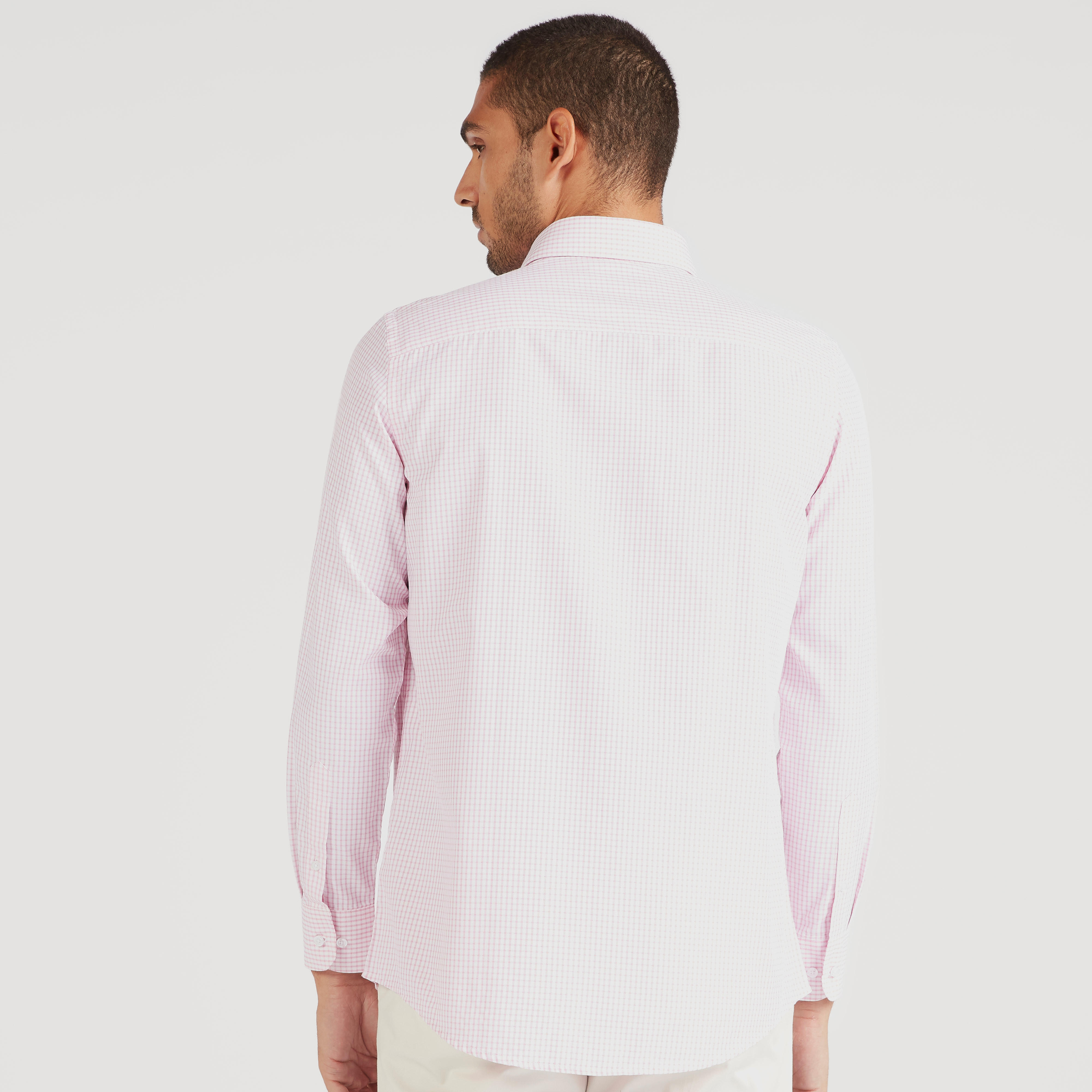 قميص كاروهات بزر سفلي وأكمام طويلة وجيب على الصدر-men-clothing-shirts-image-3