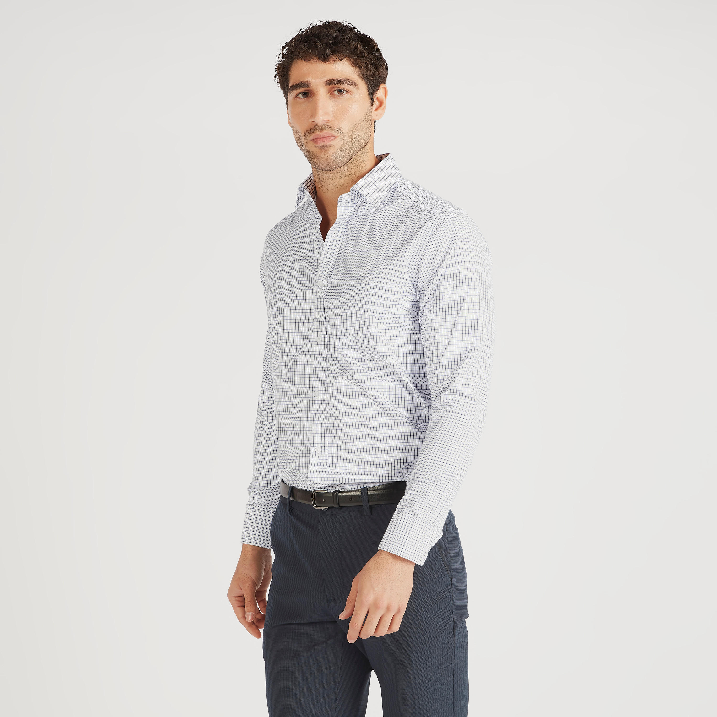 قميص كاروهات بأكمام طويلة وياقة عادية-men-clothing-shirts-image-1
