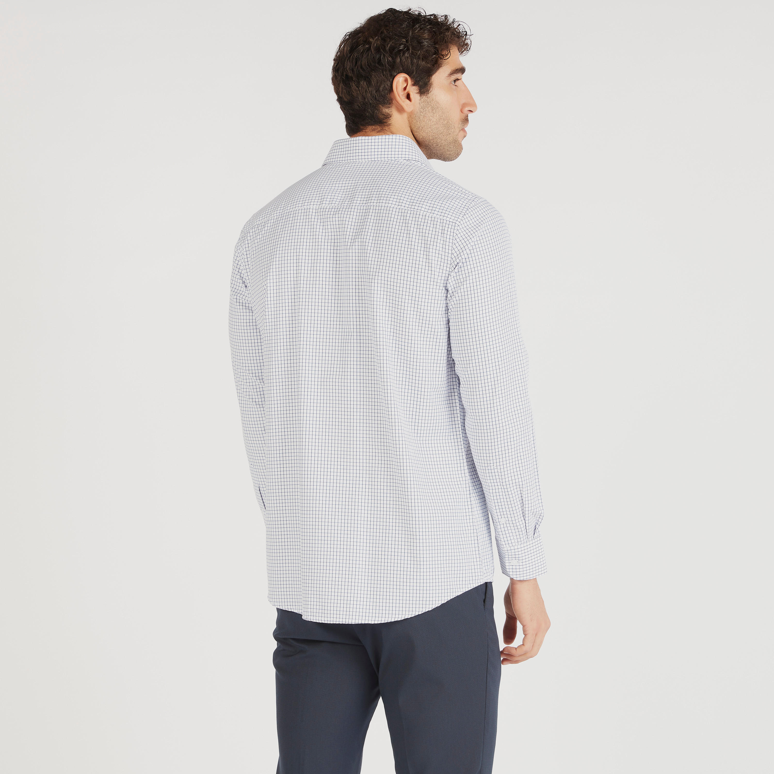 قميص كاروهات بأكمام طويلة وياقة عادية-men-clothing-shirts-image-4