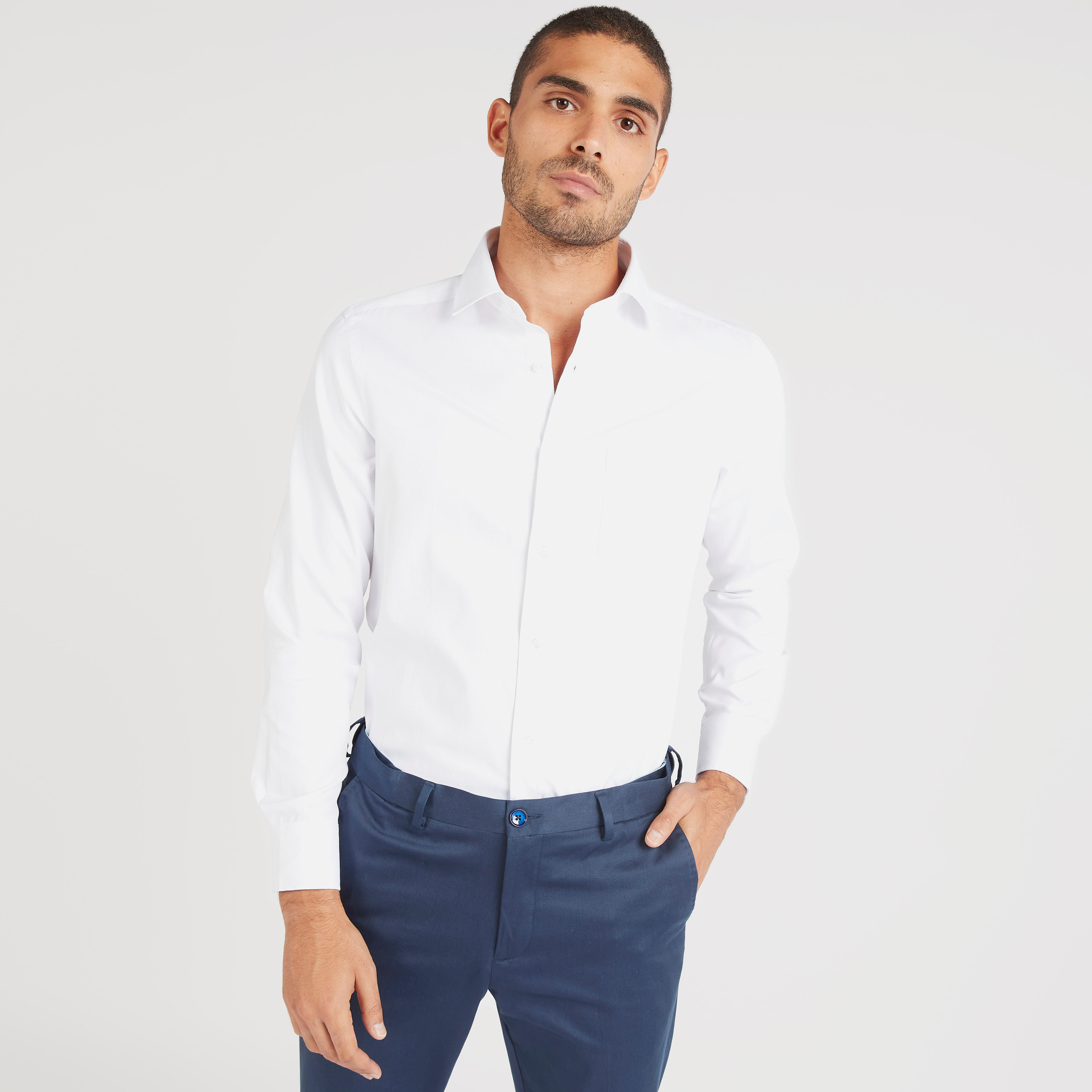قميص رسمي سادة بأكمام طويلة وجيب على الصدر-men-clothing-shirts-image-5