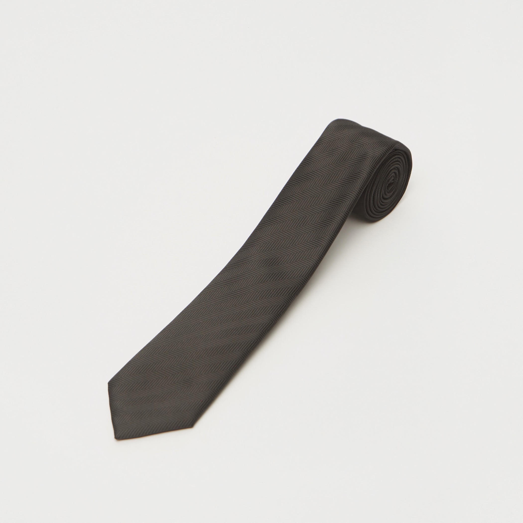 ربطة عنق بارزة الملمس بقصة سليم وحلقة تثبيت-men-tiesandcufflinks-pocketsquares-image-4