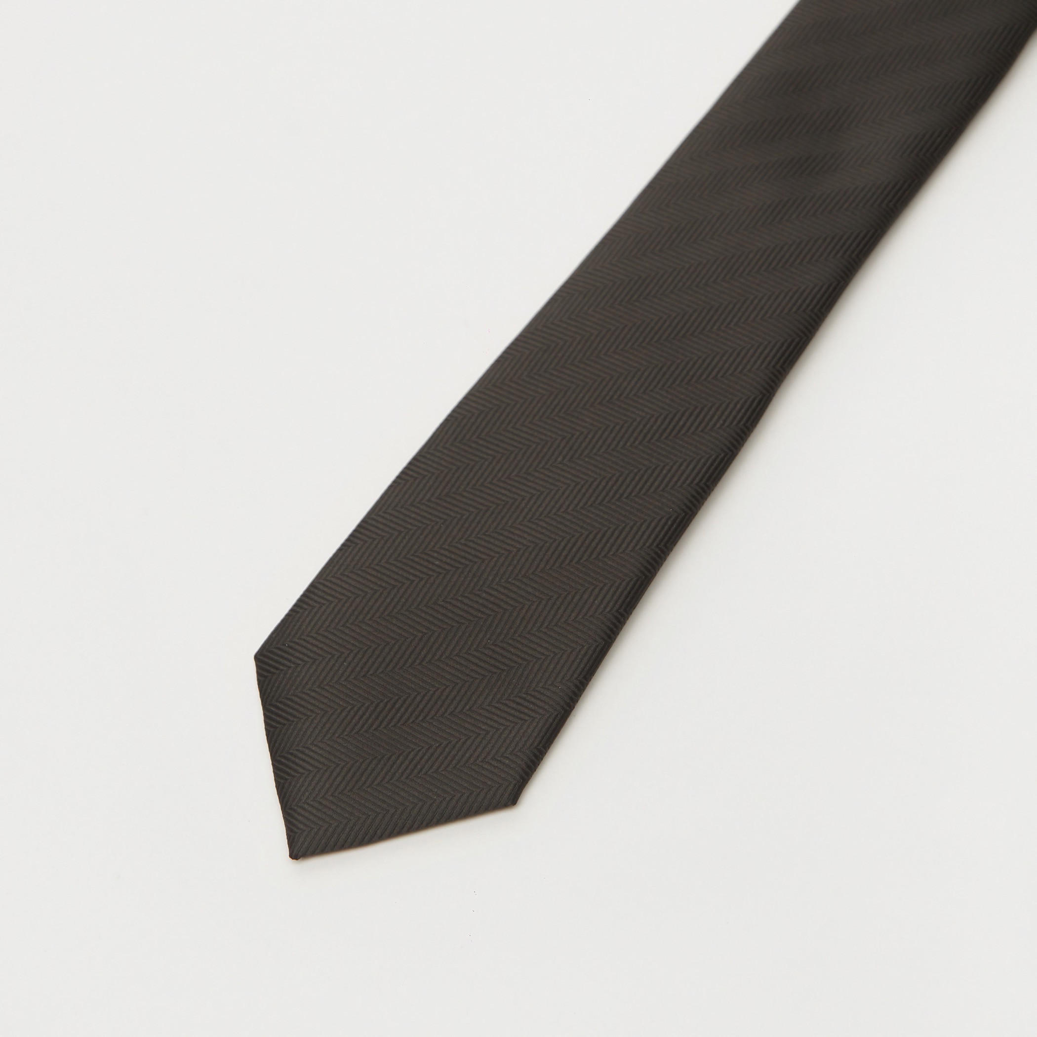 ربطة عنق بارزة الملمس بقصة سليم وحلقة تثبيت-men-tiesandcufflinks-pocketsquares-image-2