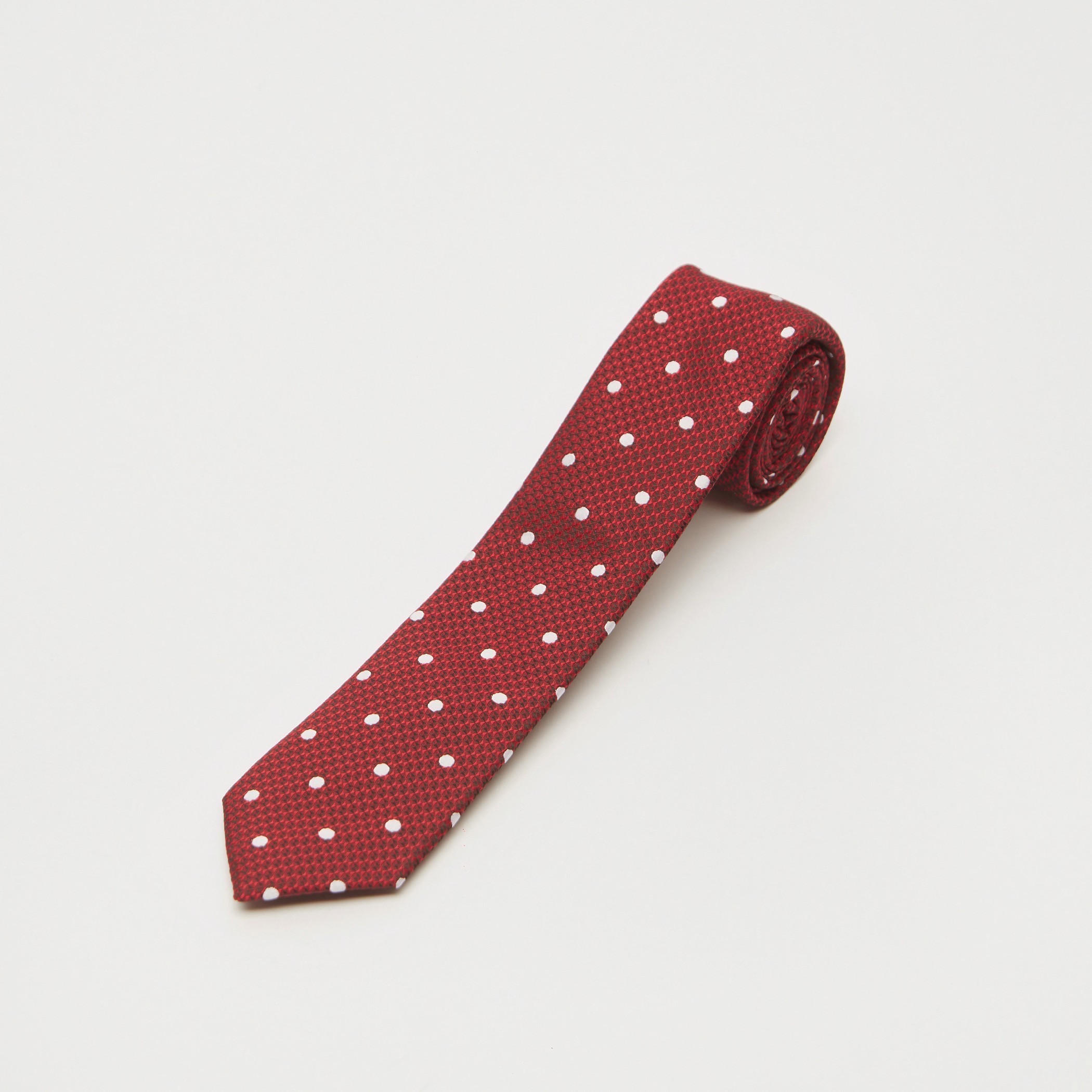 ربطة عنق بقصّة عادية وطبعات-men-tiesandcufflinks-pocketsquares-image-4