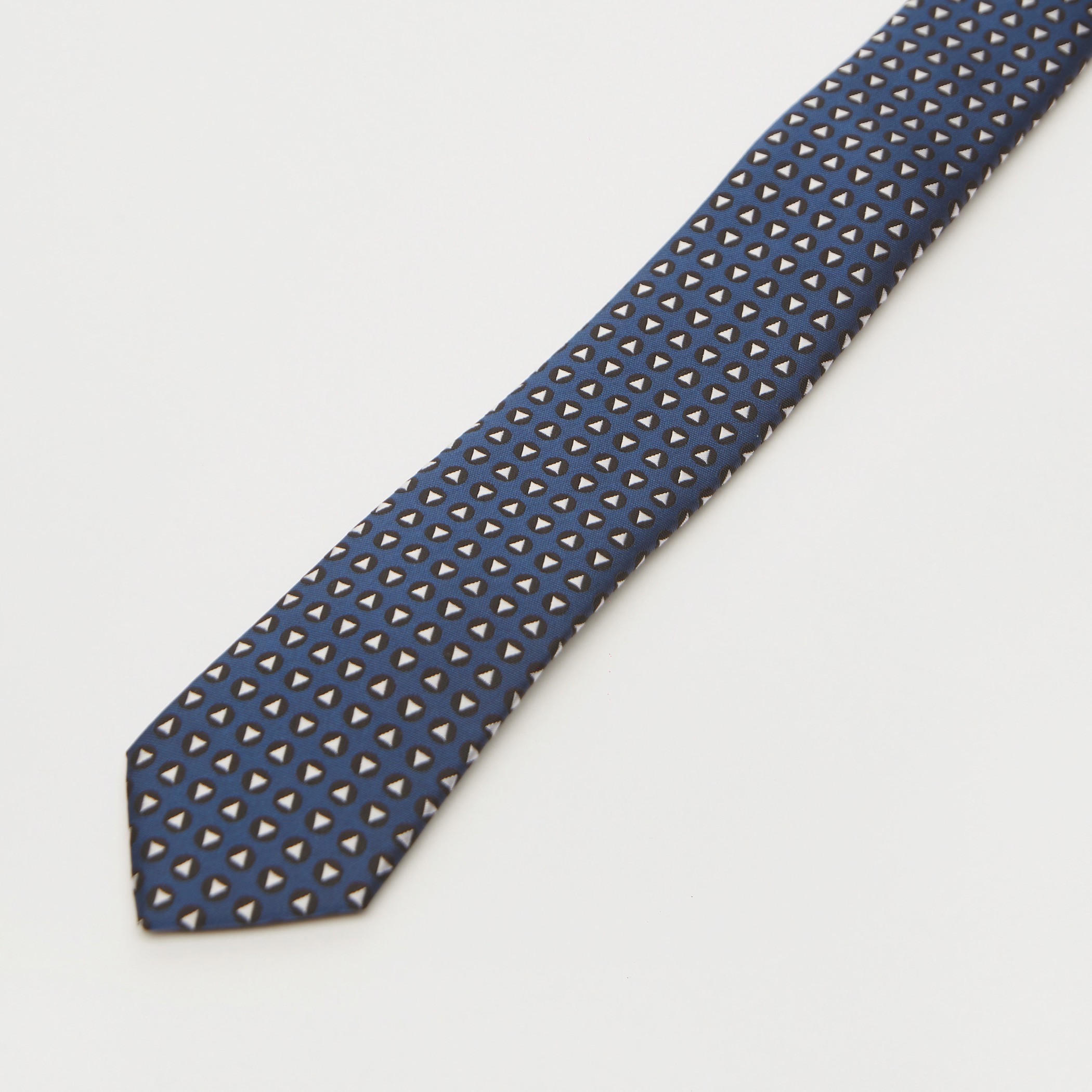 ربطة عنق بقصّة سليم وحلقة تثبيت وطبعات-men-tiesandcufflinks-pocketsquares-image-2