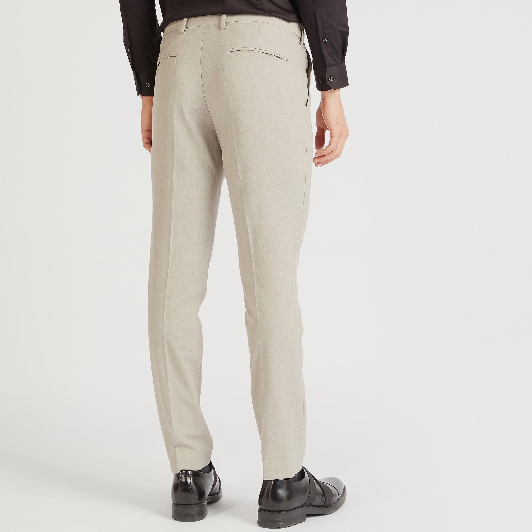بنطلون رسمي سادة بزر إغلاق وجيوب-men-clothing-bottoms-trousersandchinos-trousers-image-1