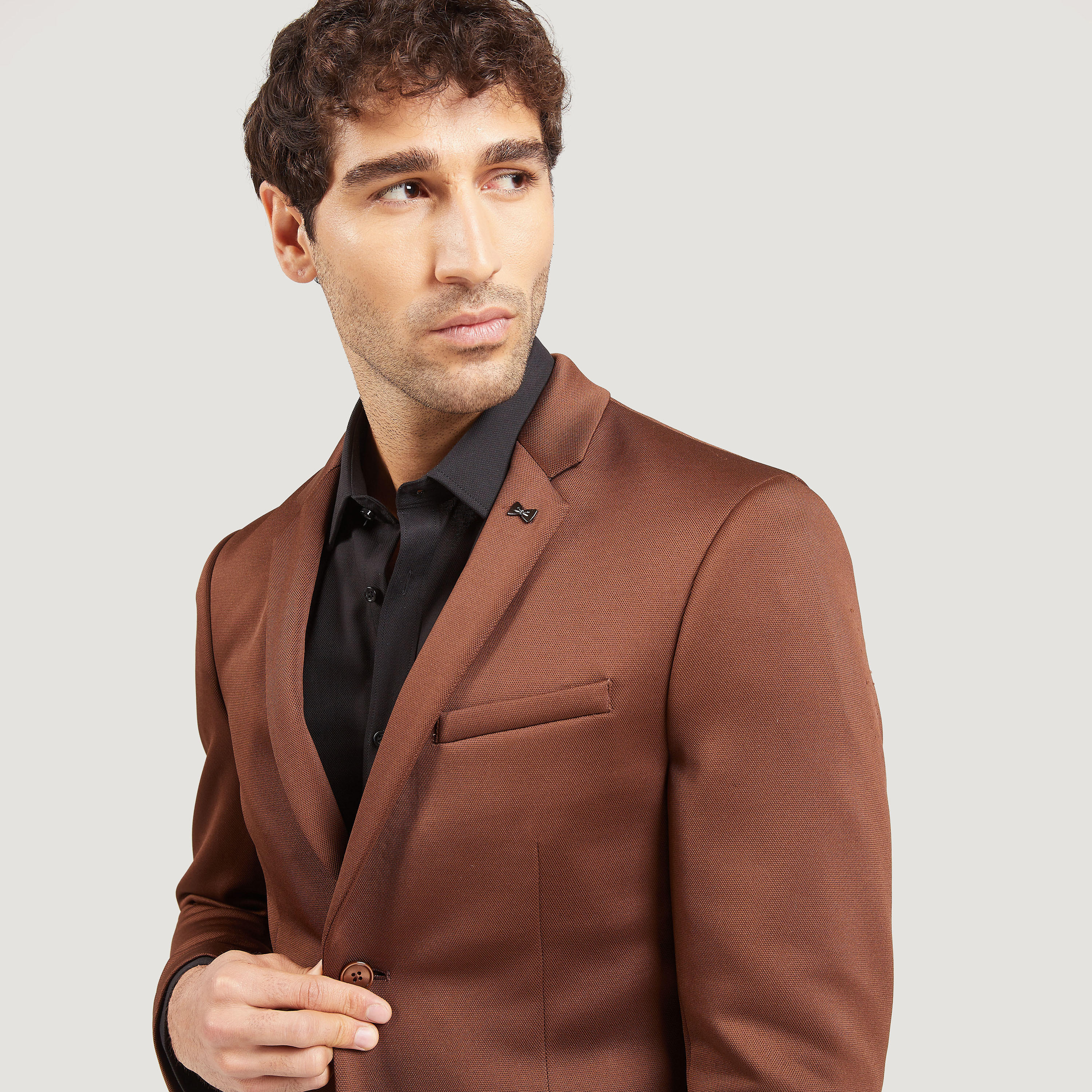جاكيت بليزر بارز الملمس بجيوب وفتحة تهوية مزدوجة-men-clothing-jacketsandblazers-blazers-image-3
